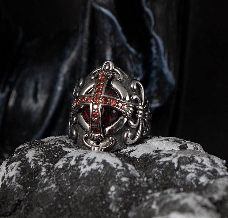 Knights Crusades Templar Shield Cross Celtic Red Stone Stainless Steel Ring