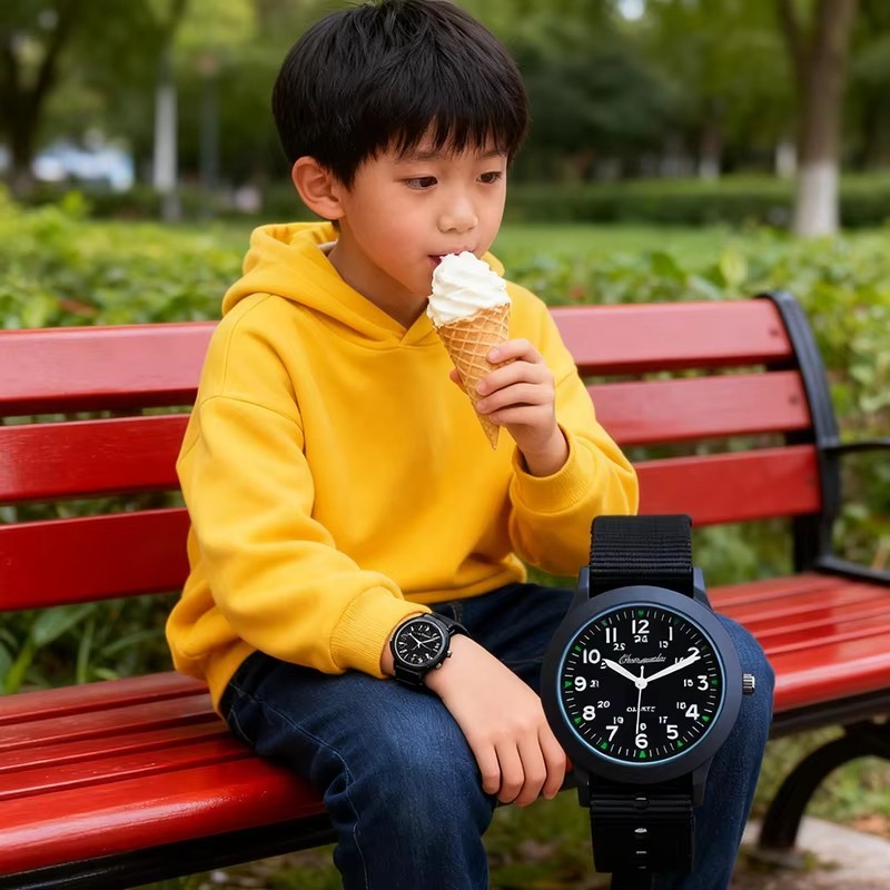 Boys Kids Analog Quartz Wristwatch Stainless Steel Fashion Watch Gift