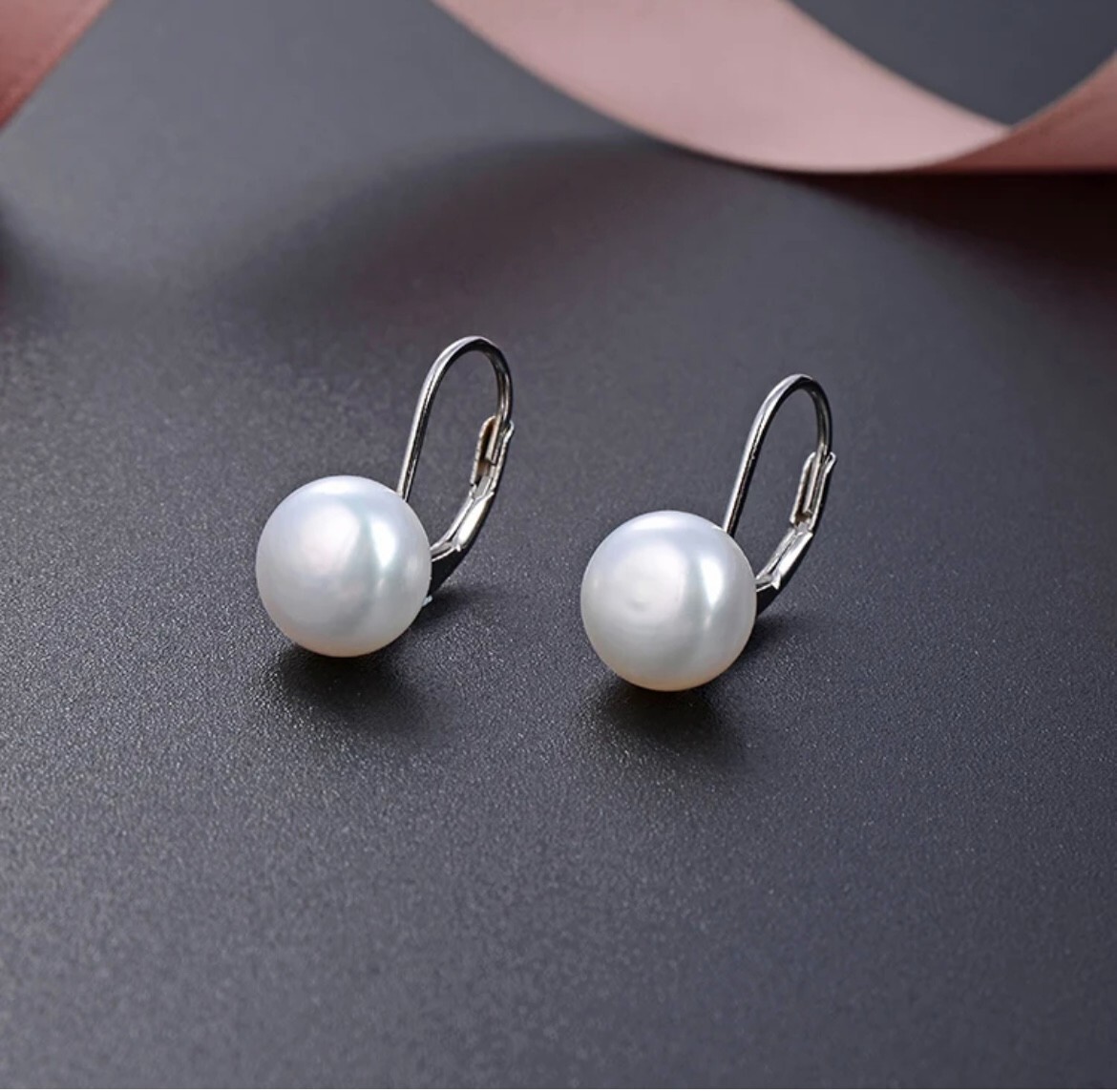 Elegant Solid 925 Sterling Silver Freshwater Pearl Leverback Earrings