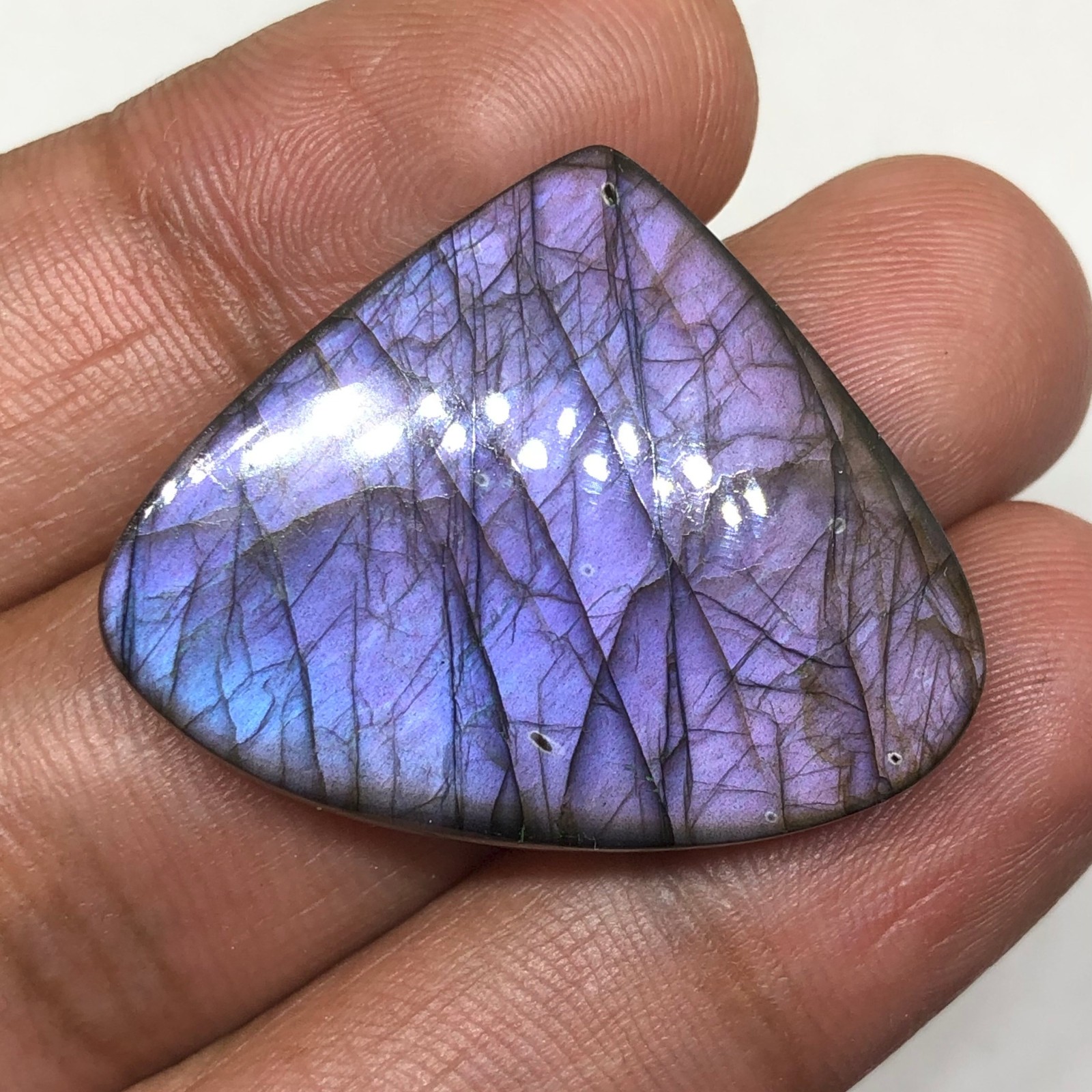 Natural Purple Labradorite Gemstone Cabochon for Jewelry 33x27x6mm 40.35 Ct
