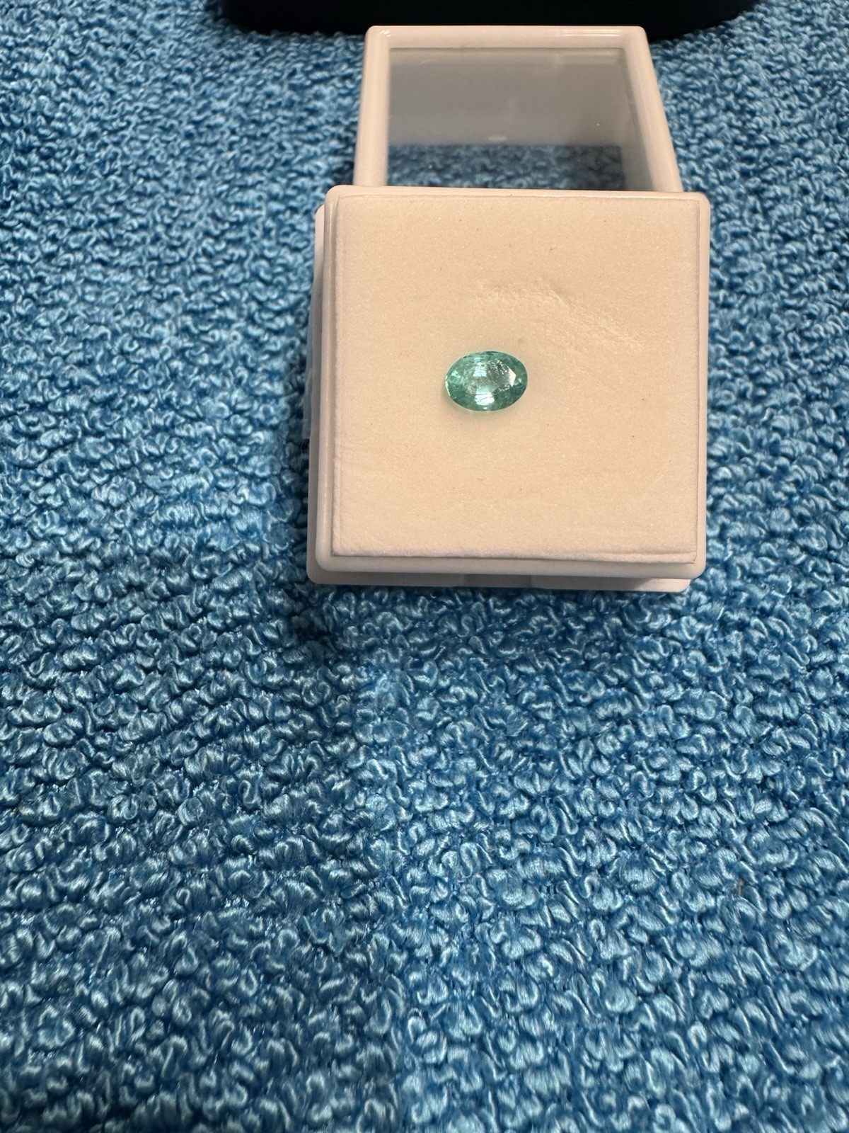Vintage JTV Loose Colombian Emerald .75 Ct 7x5mm Oval Cut Natural