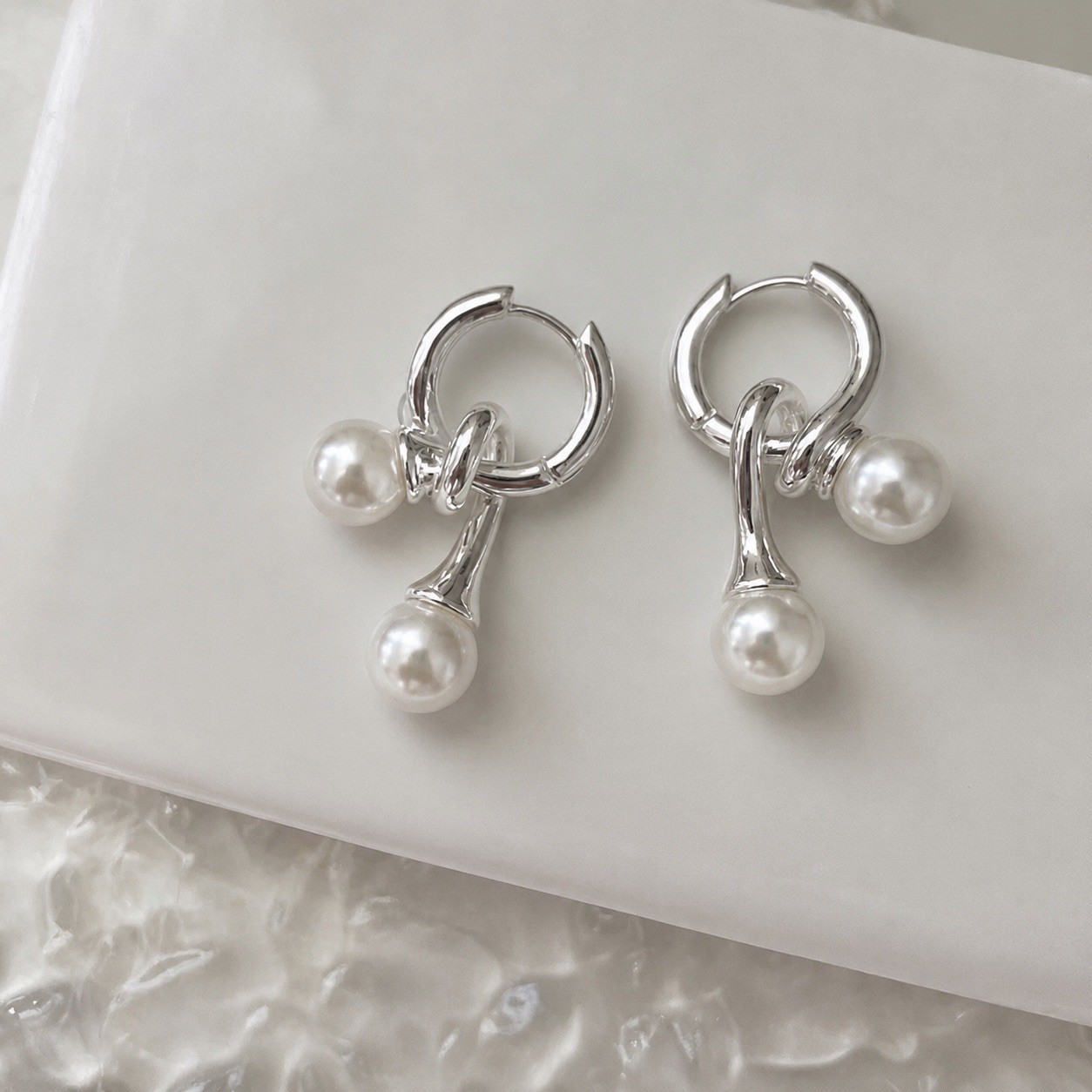 925 Silver Pearl Huggie Hoop Earrings Minimalist Double Pearl Dangle Hoops 107