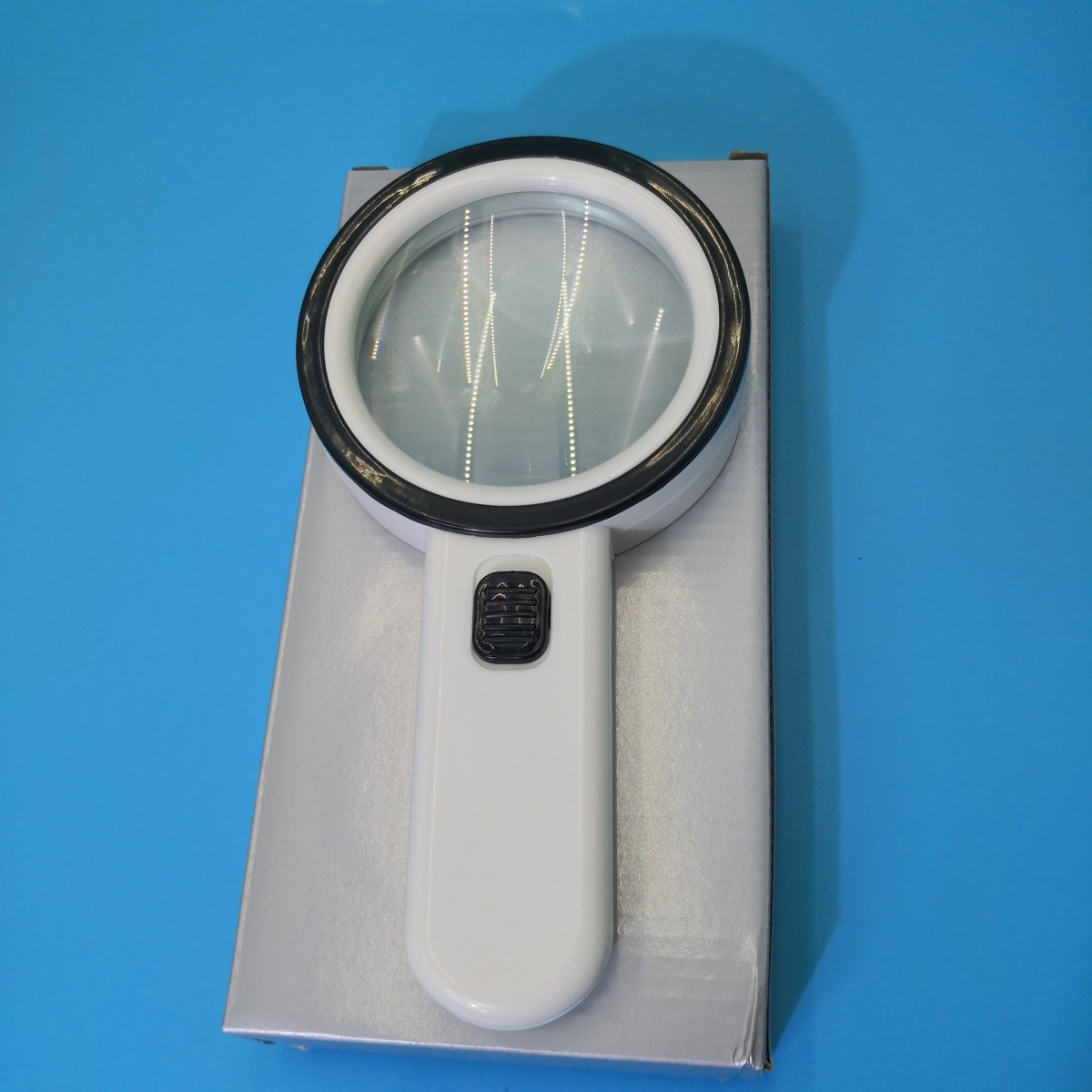 Jumbo 30X Handheld Magnifying Glass w/ 12 Bright LED Light Illuminated Magnifier