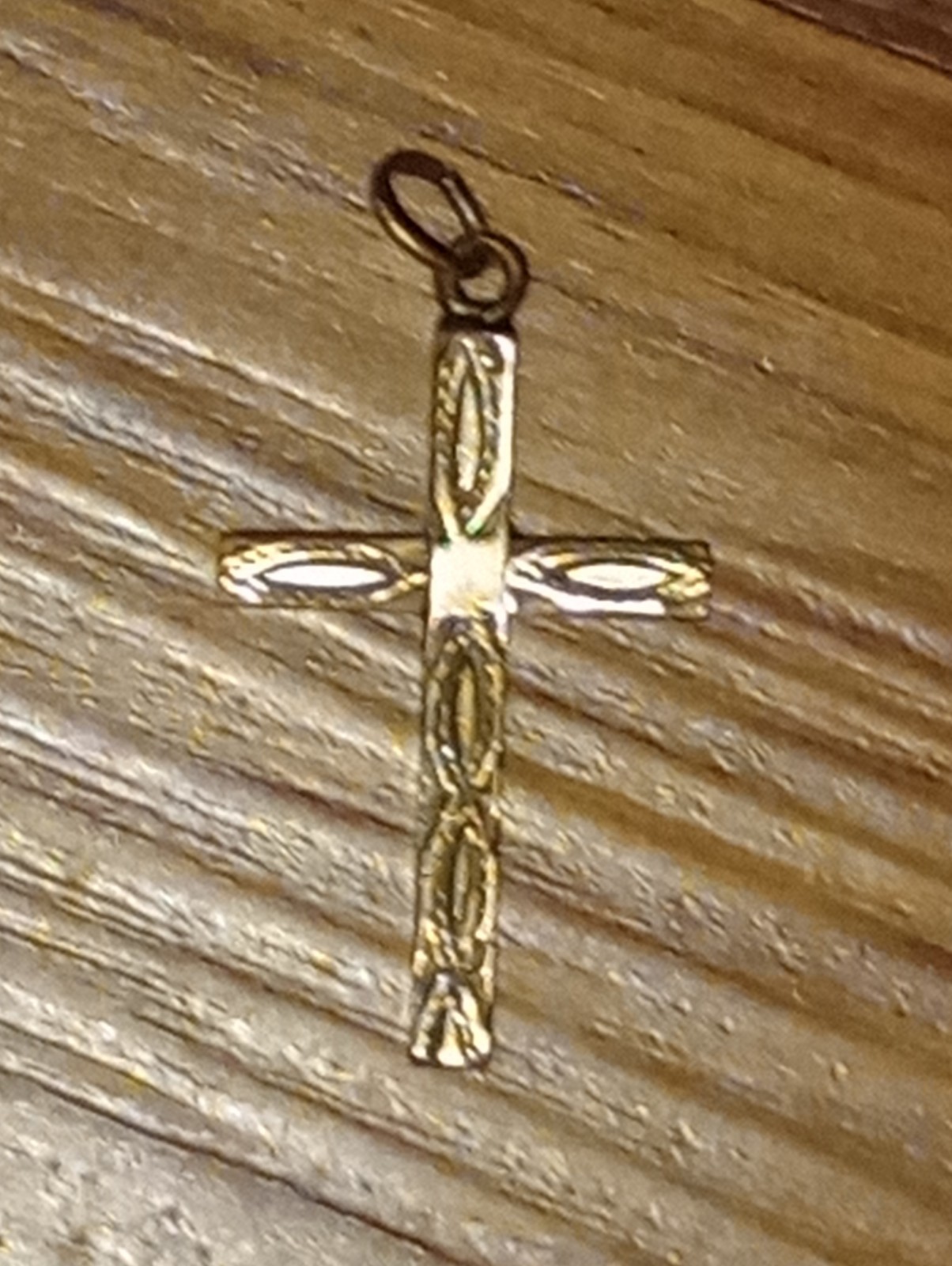 Vintage / Antique 12k Yellow Rose Gold Filled Small Floral Design Cross Pendant