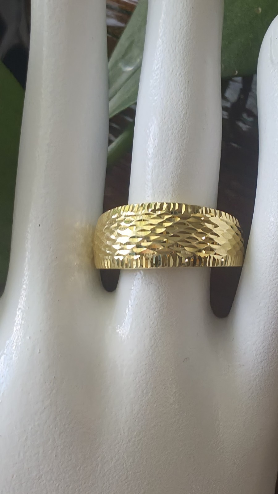 RL Italy 10k Solid Yellow Gold Textured Large Band Ring Size 9