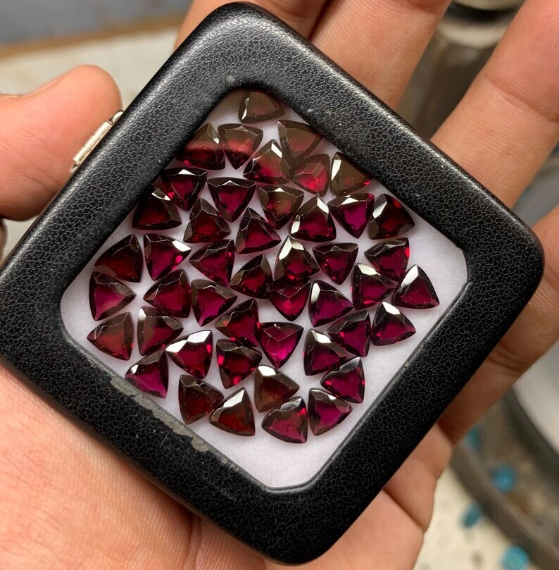 Trillion Shape Garnet, Top Quality Natural Garnet Gemstone, Faceted Cut Garnet