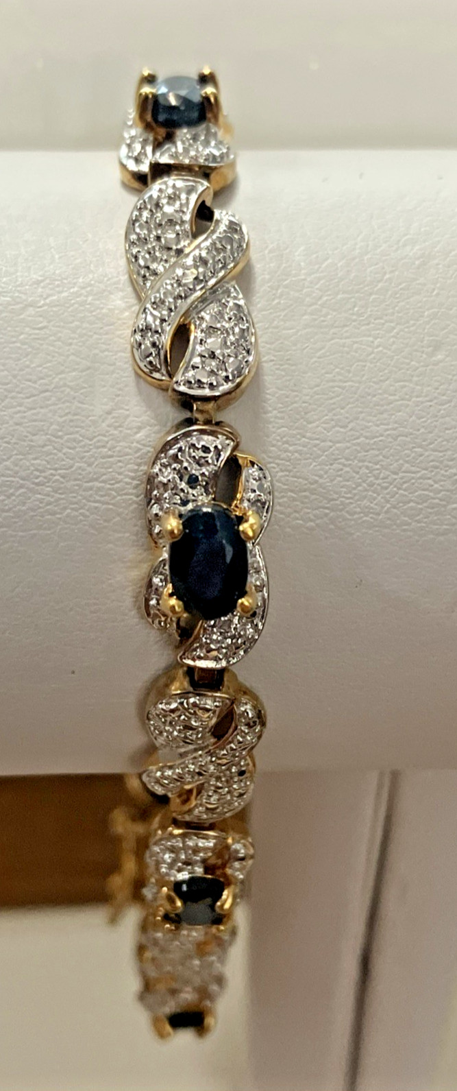 925 Sterling Silver Bct 12grams 7mm 7.2” Oval Black Stones Gold-Tone PreOwned