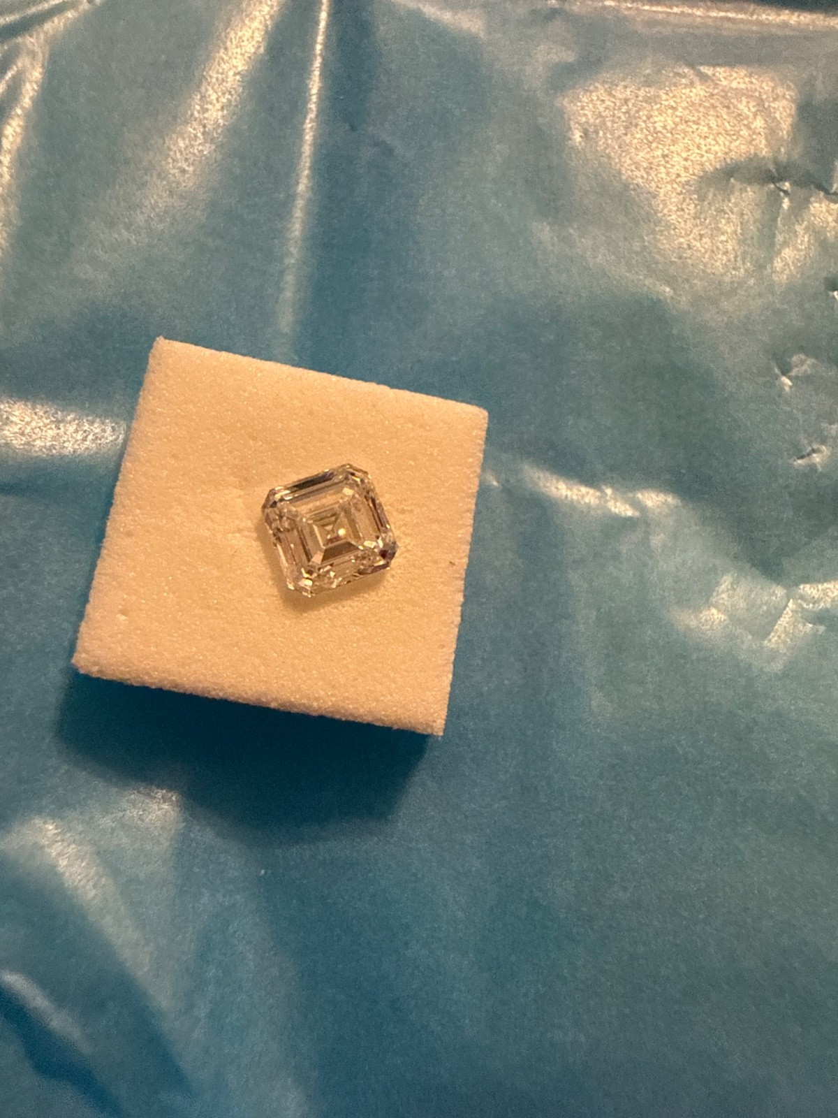 1 carat asscher cut loose lab grown diamond