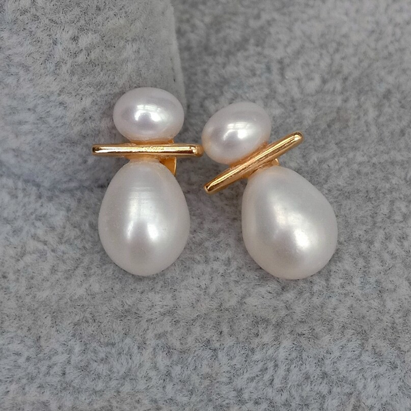 Freshwater Cultured Pearl White Semi Round Pearl And Rice Pear Stud Earrings