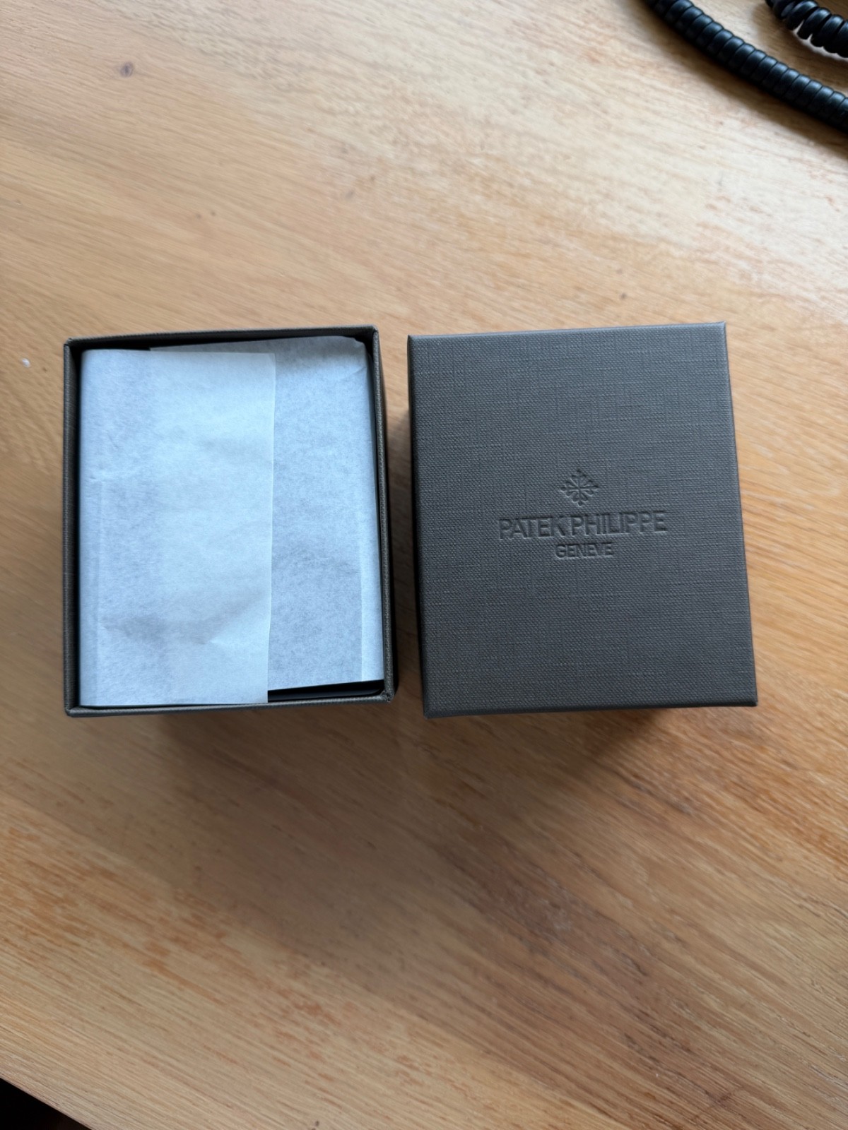 New 2025 Authentic Patek Philippe Dark Brown Travel Case – Watch Carry Box