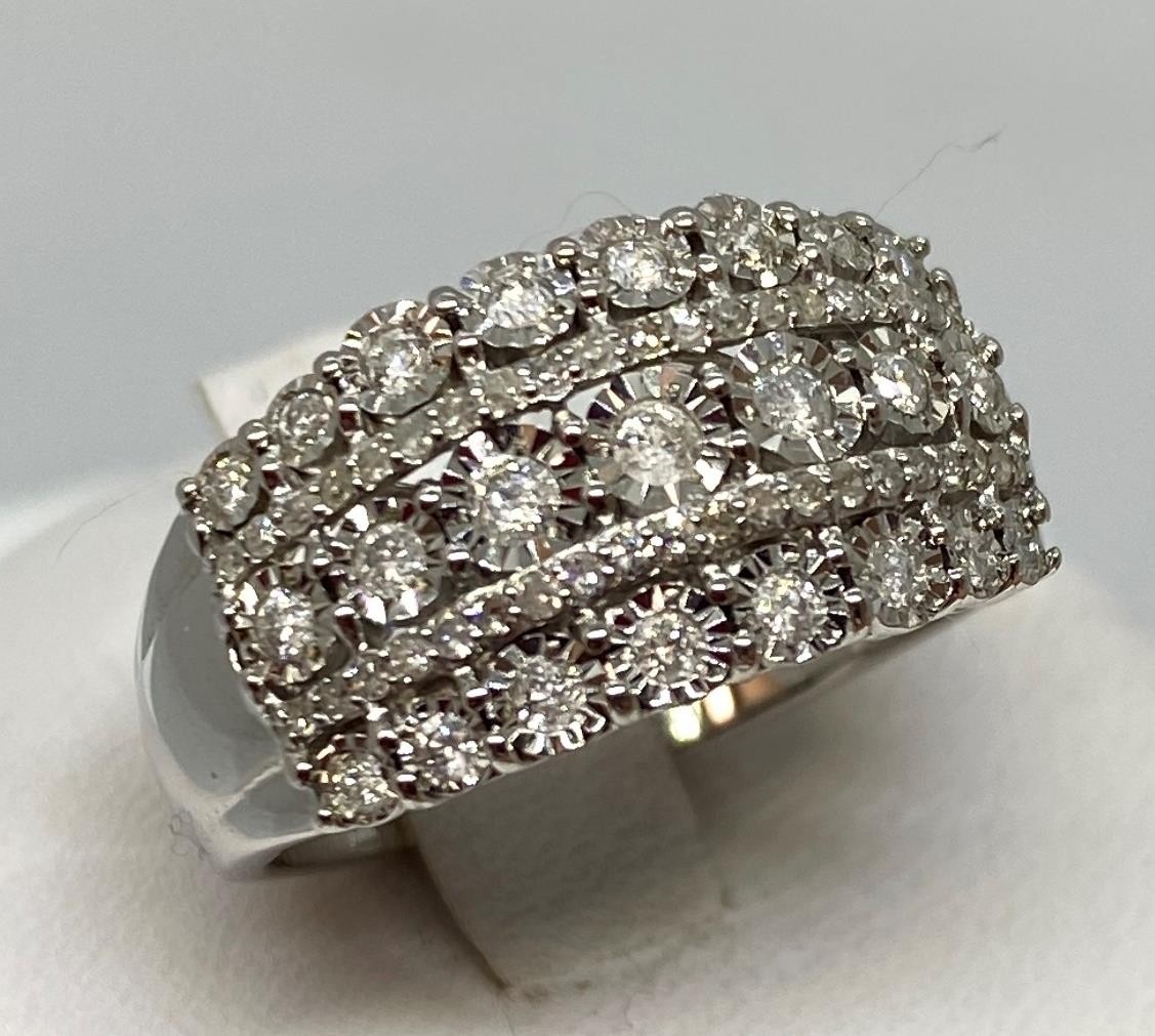 Sterling Silver .50 ctw Diamond Ring Size 7 R118