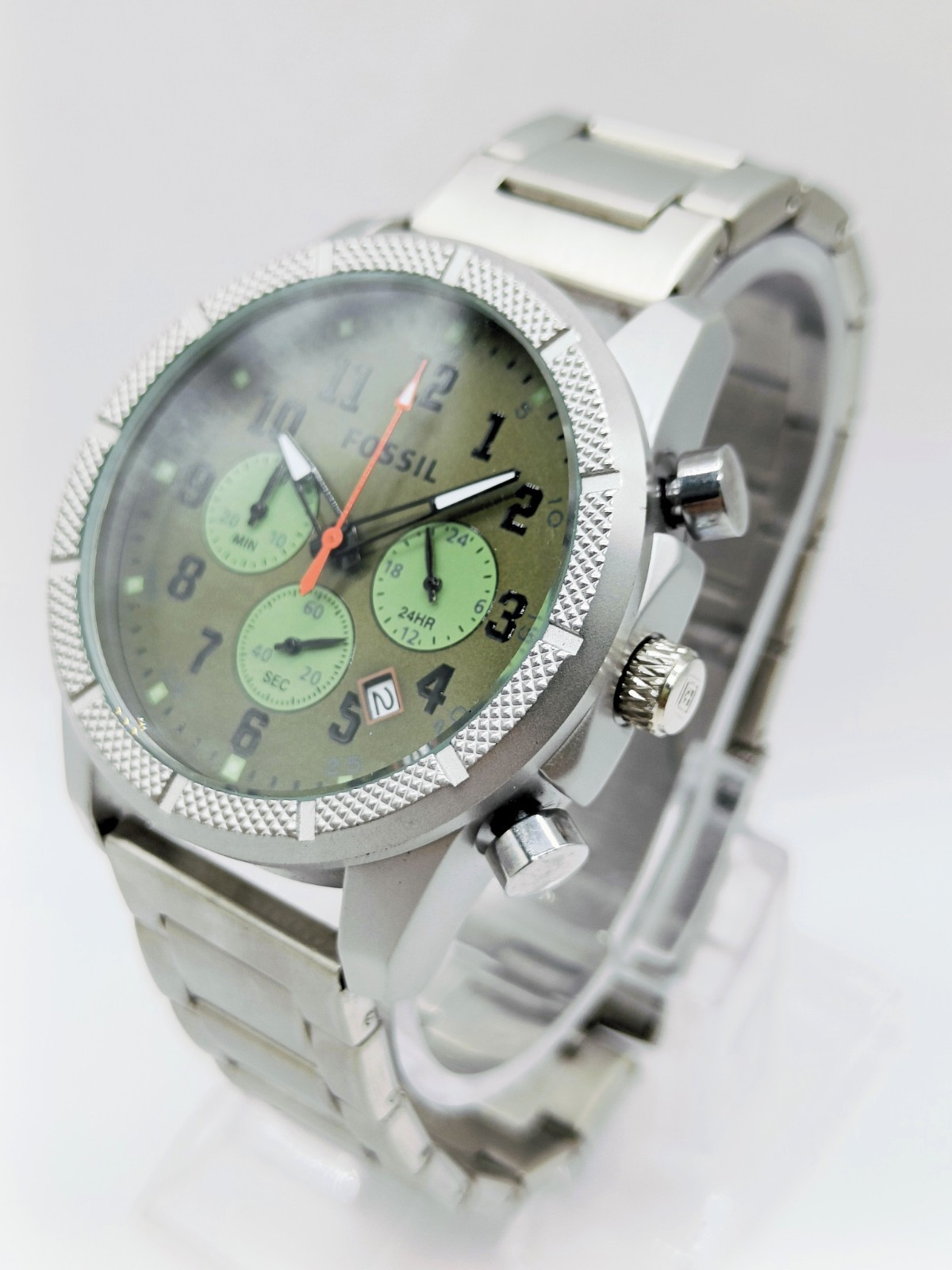 Amazing Fossil Chronograph Date Indicator Quartz Analog Men’s Wrist Watch