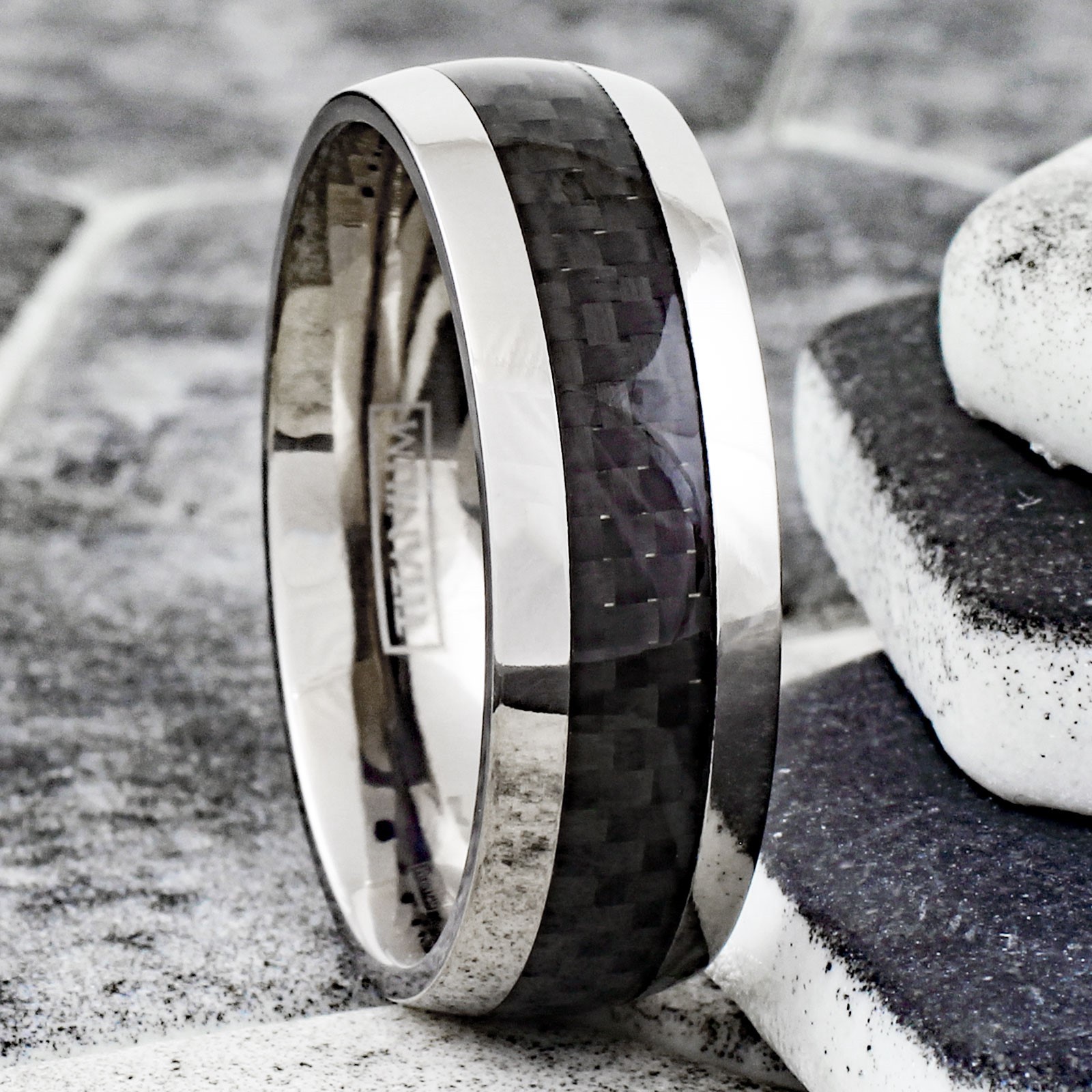Titanium Black Carbon Fiber Stripe Comfort Fit Men’s Wedding Band Ring size 5-13