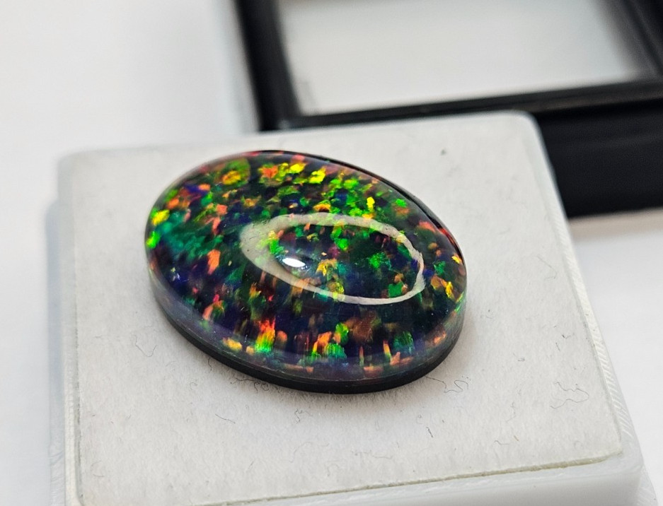 Australian Natural Black Fire Opal 6-7 Ct Oval Cabochon Loose Gemstone FR-084