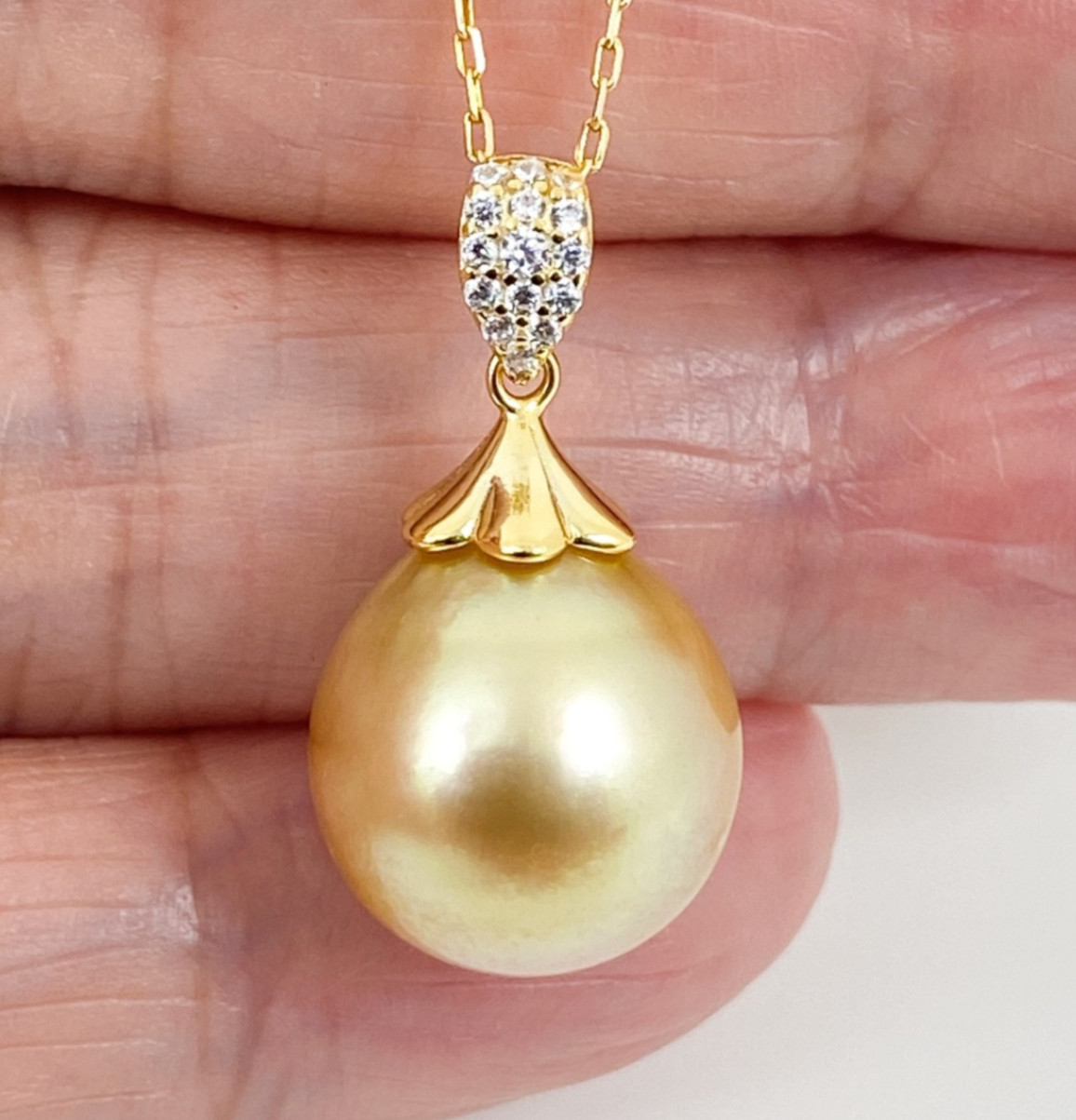 Big 13.2×14.5mm Golden South Sea Pearl Pendant, 18K Yellow Gold over Bail #132SP