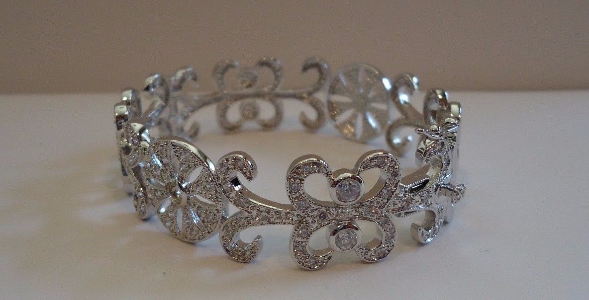 WHITE GOLD OVER 925 SILVER FLOWER DESIGN ITALIAN BRACELET LAB CREATED DIAMONDS