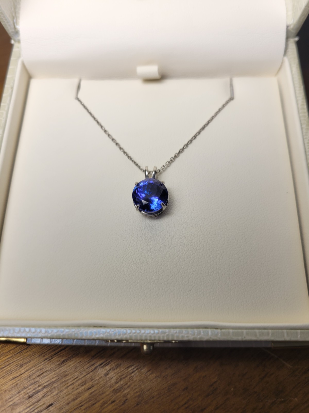 14K White Gold Blue Tanzanite Prong Set Round Pendant Charm Necklace 18in