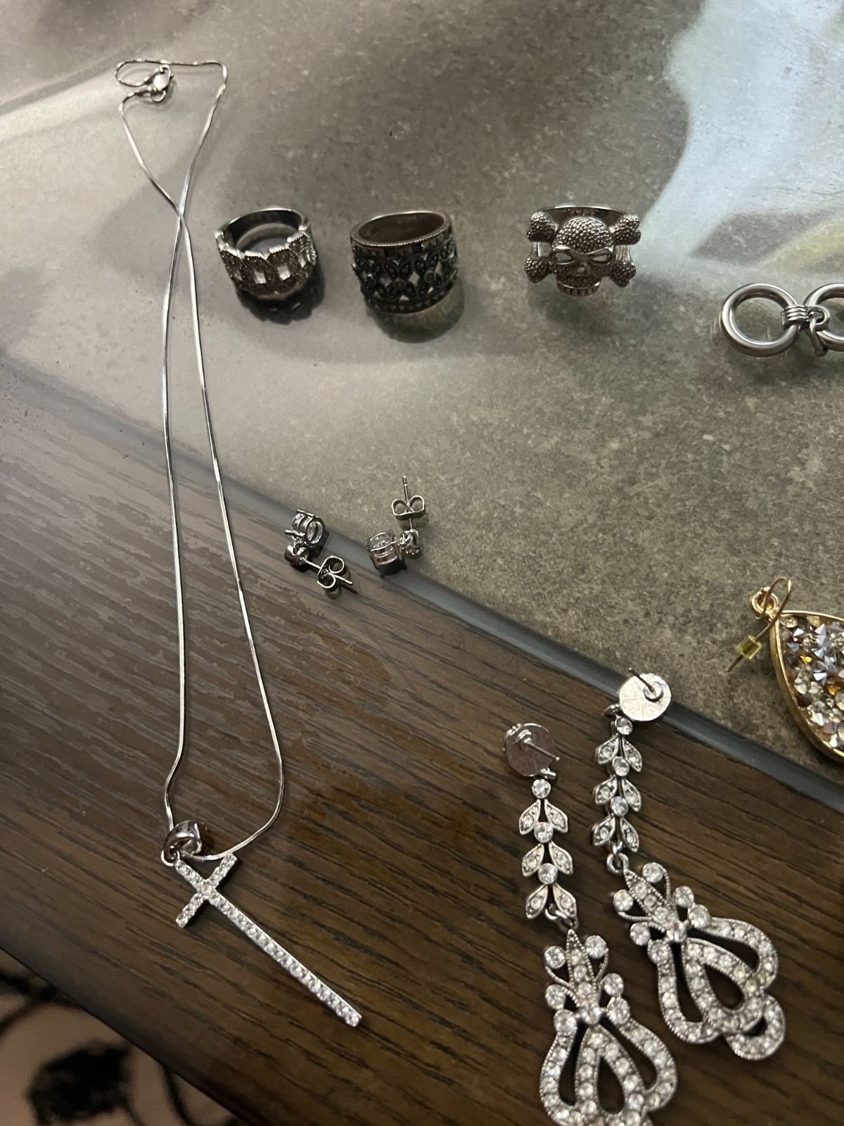 costume jewelry lot 22 pieces Black Wearable