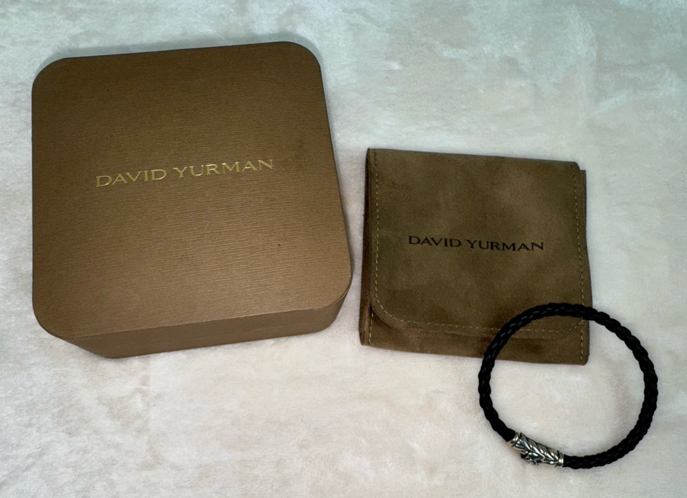 DAVID YURMAN Men’s Chevron Woven Bracelet 8″ Black Rubber and Sterling Silver