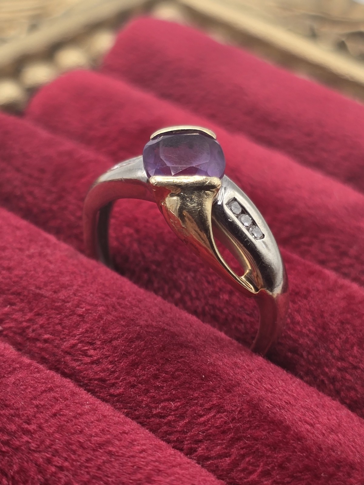 ​Solid 10K Two Tone Gold Amethyst Cushion Cut Diamond Accent Ring Size 5 2.60g