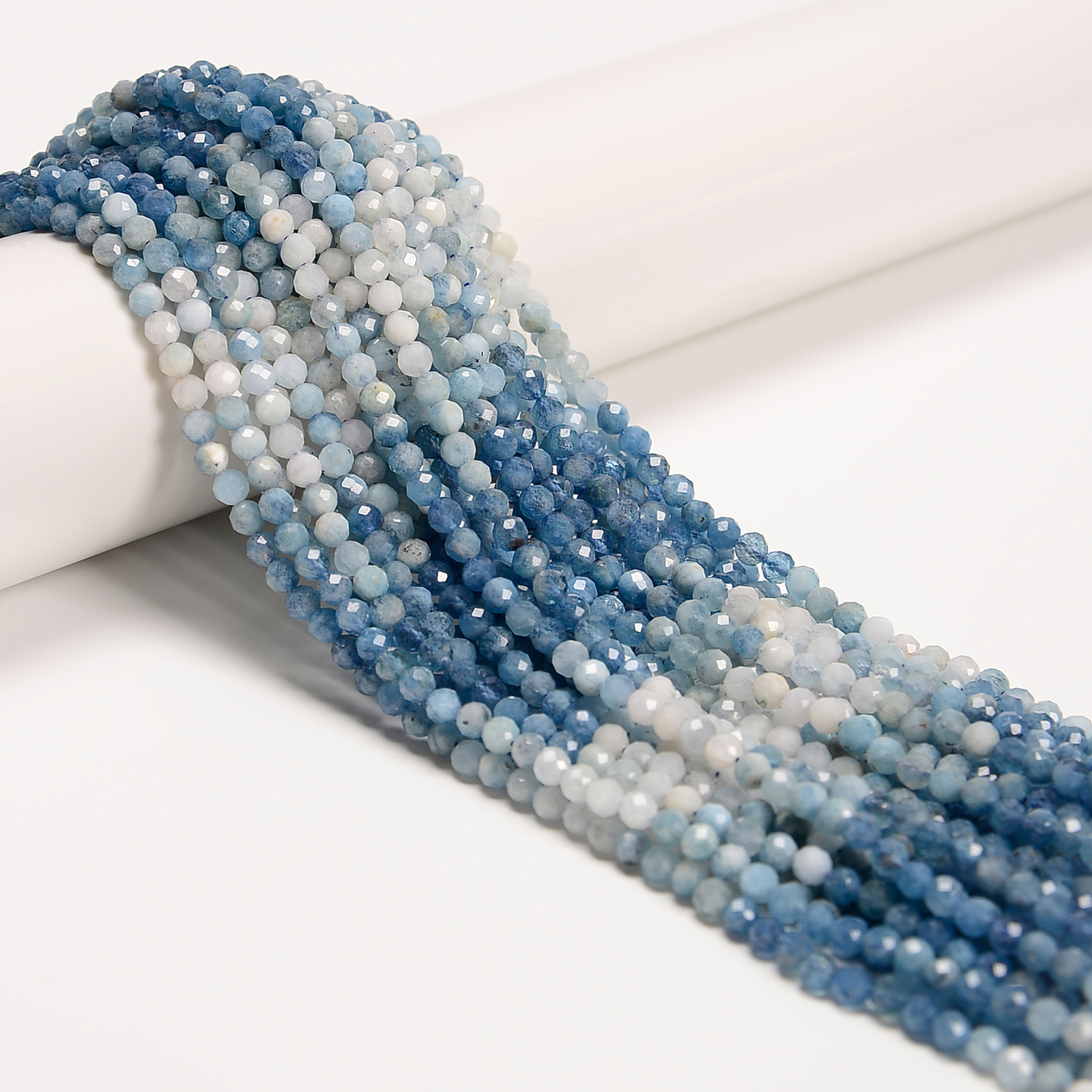 Natural Gradient Aquamarine Faceted Round Beads Size 3mm 4mm 15.5” Strand