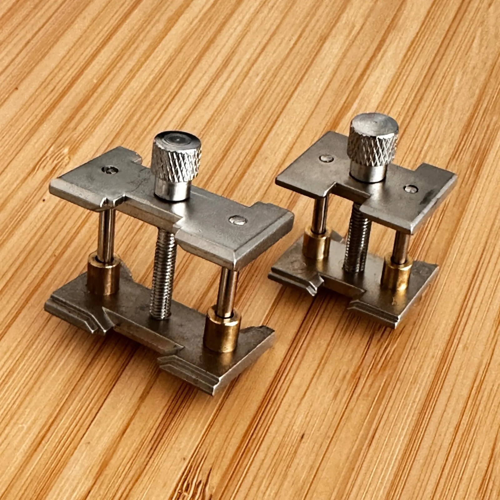 2PCS Universal 2-in-1 Watch Movement Holder Fixed Base Repair Tool Watchmaker