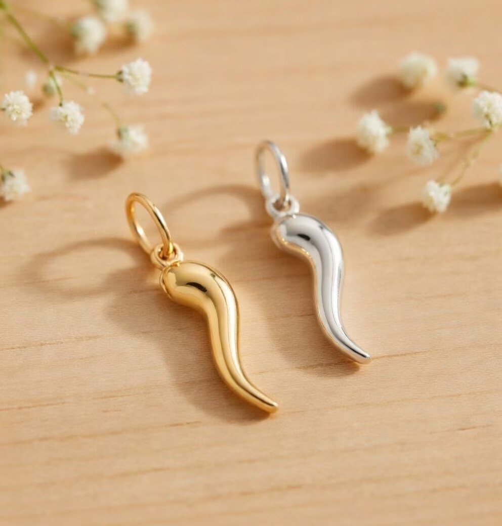 14k Real Solid Gold Italian Horn Good Luck Charm Pendant, 15mm Length