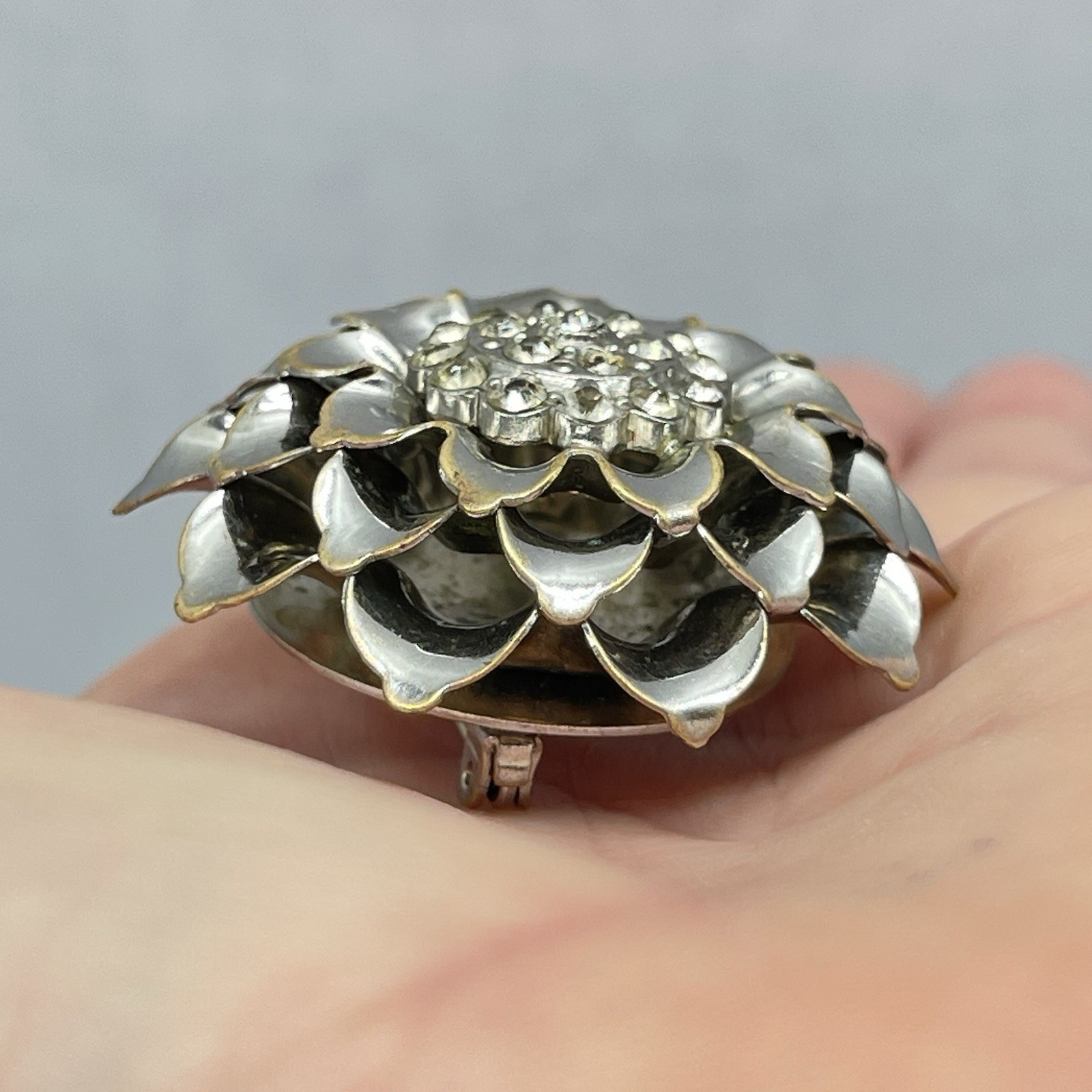 Brooch Silver Tone Flower Layered Petals Rhinestone Center No Mark -Flaw