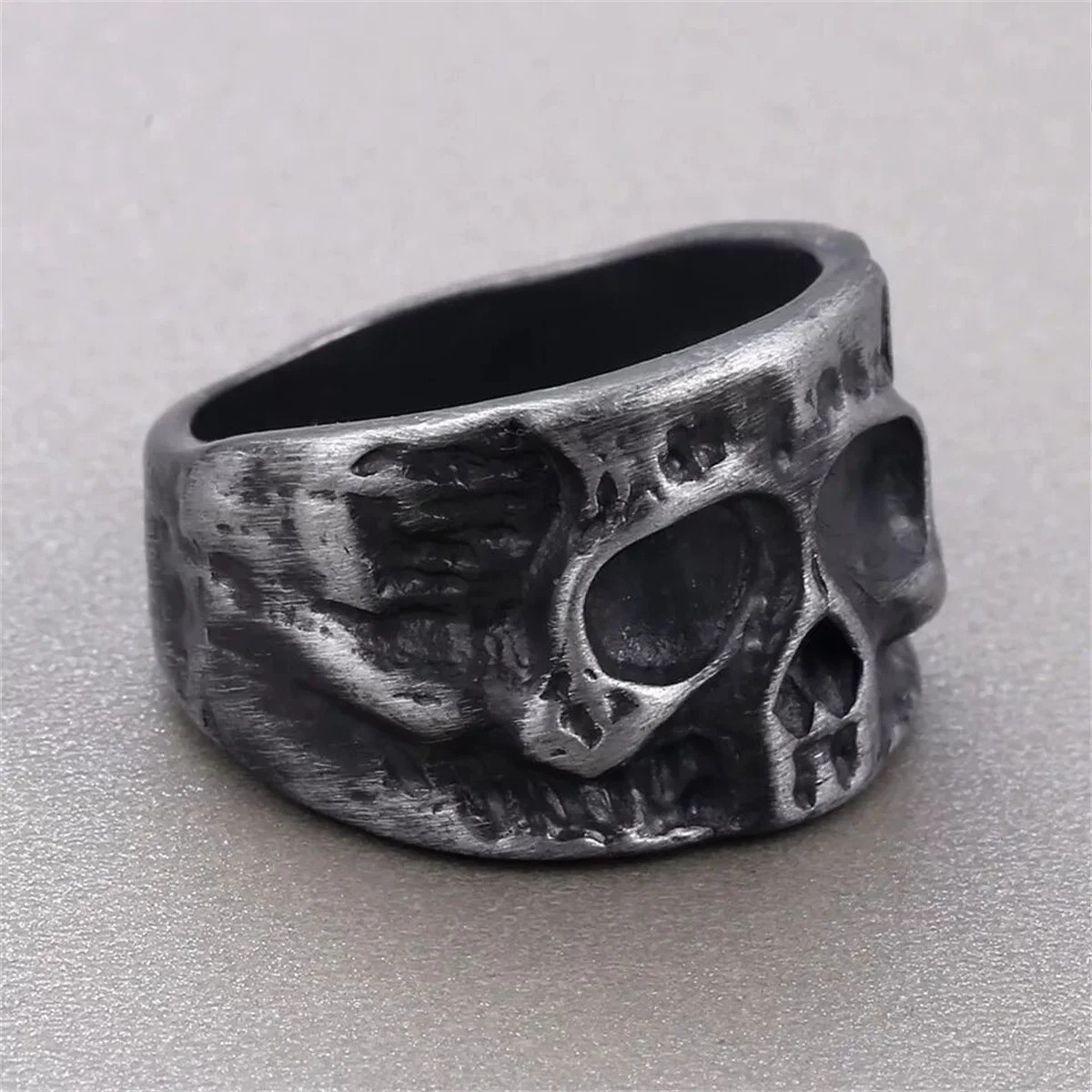New Black Skeleton Gothic Skull Ring Men’s Stainless Steel Punk Rock Biker