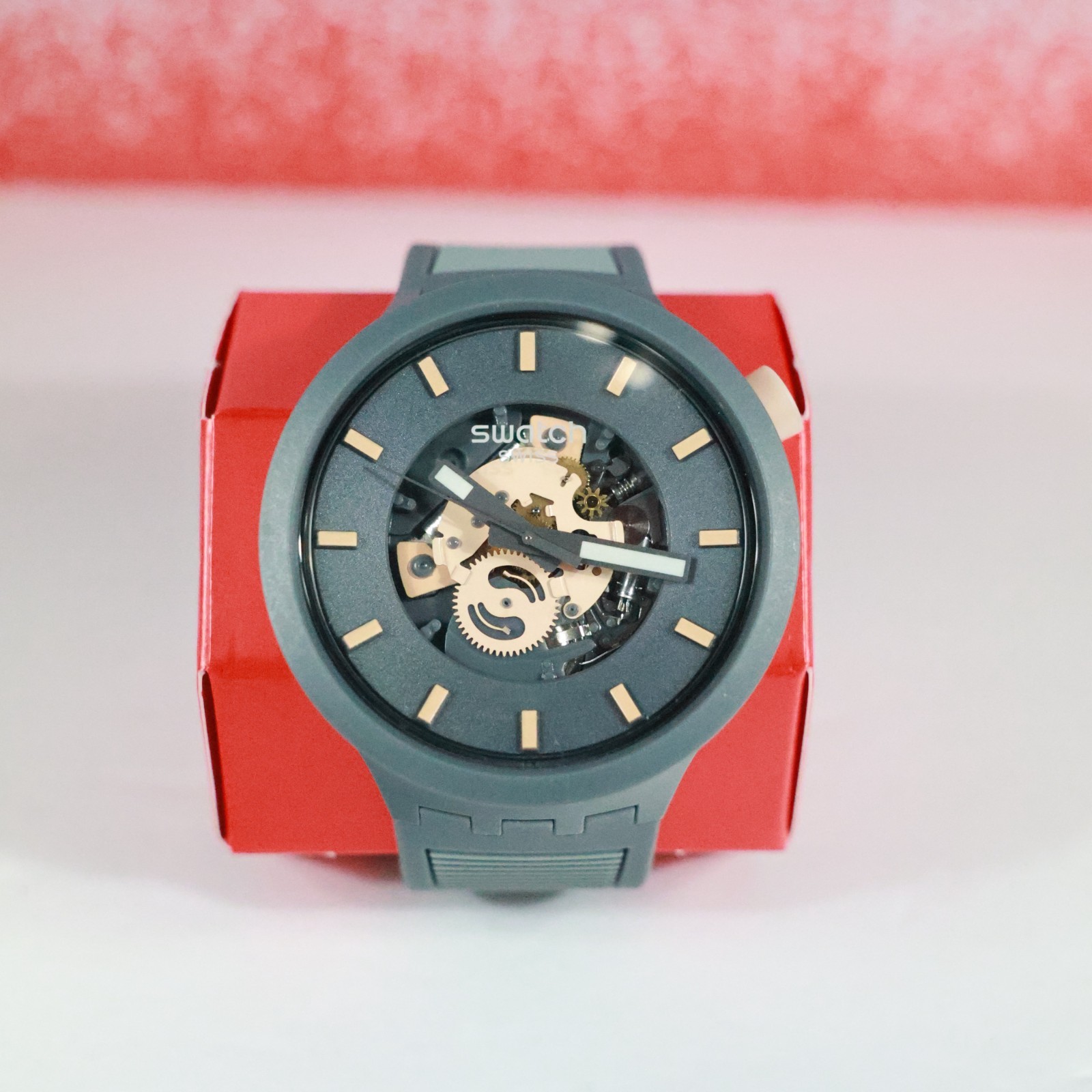 New Swiss Made Swatch BIG BOLD 47mm THRU THE HORIZON SB05B102 Gray Beige Silicon