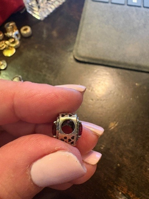 Pandora Sparkling Leveled Heart Charm