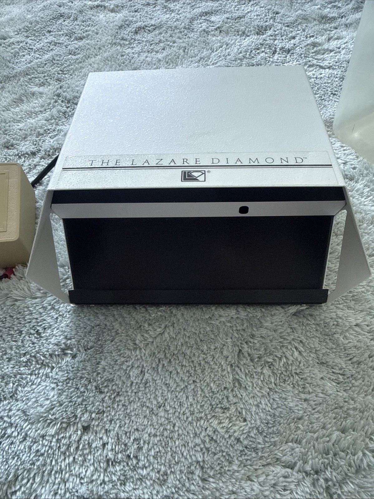 Lazare Diamond viewer, diamond grading/viewing light box.