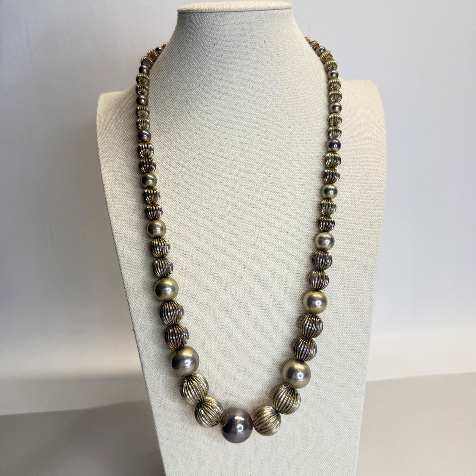 Sterling Silver Bead Necklace 108 Grams Graduated Ribbed Filigree Clasp