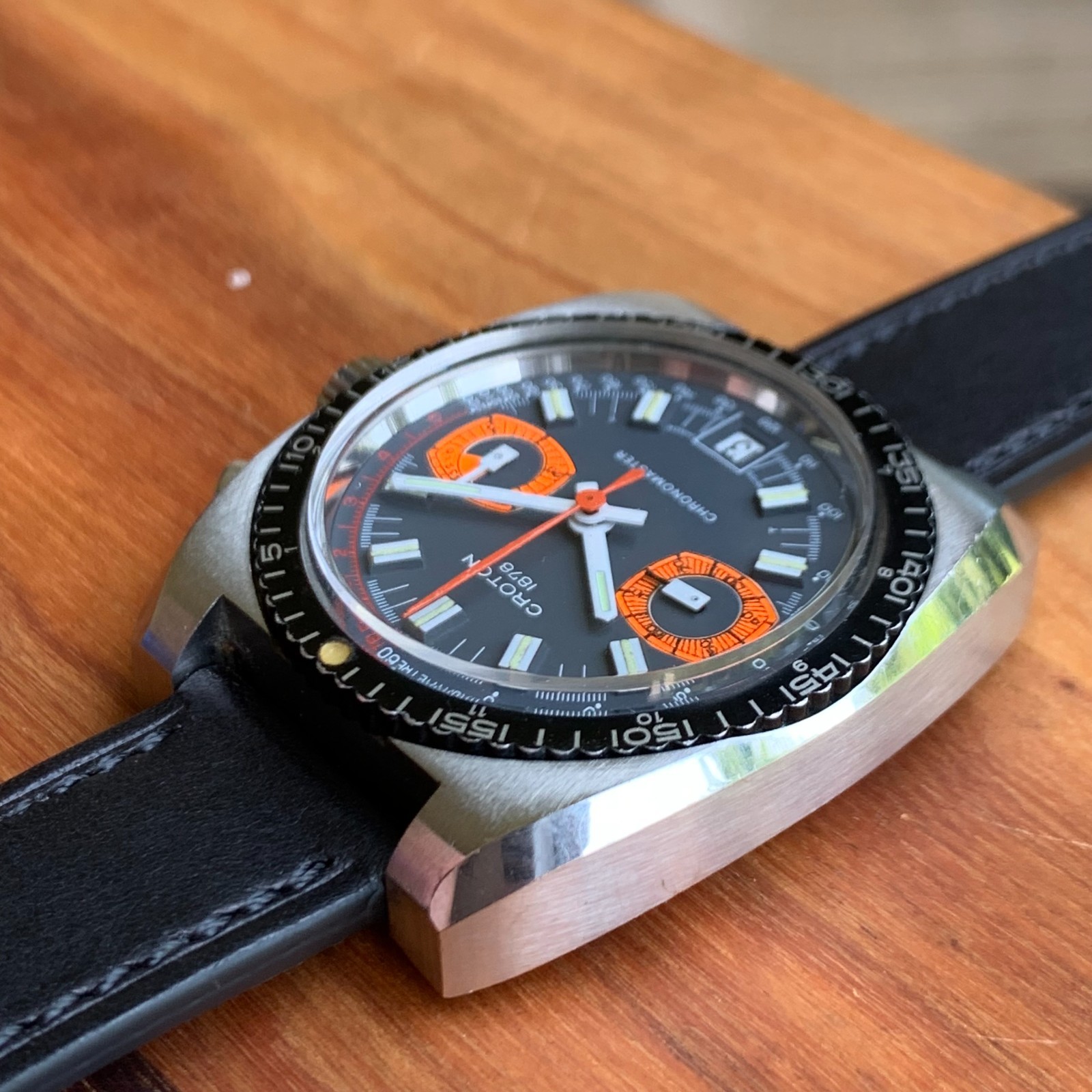 Vintage Croton Chronomaster “Dato” Orange 963011 Chronograph 37.5mm – Serviced