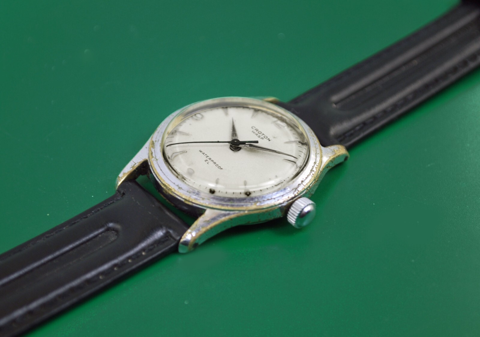 CROTON Wasp “Clamshell” case Vintage 40s Manual Wind Men’s Military Watch