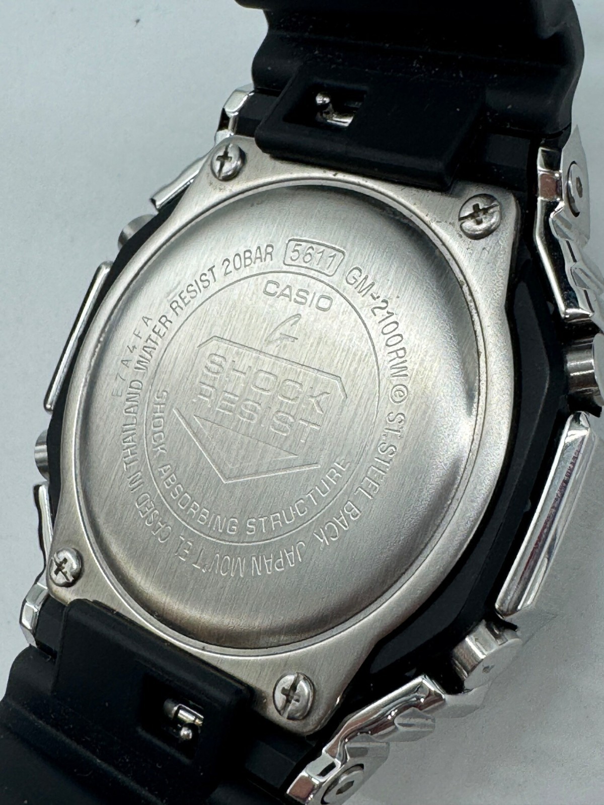 Excellent Condition Working Casio G Shock Protection GM 2100 QZ Analog GM-2100RW