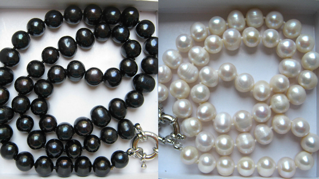 8-9mm Cultured Pearl Necklace in Black or White 18″ Long