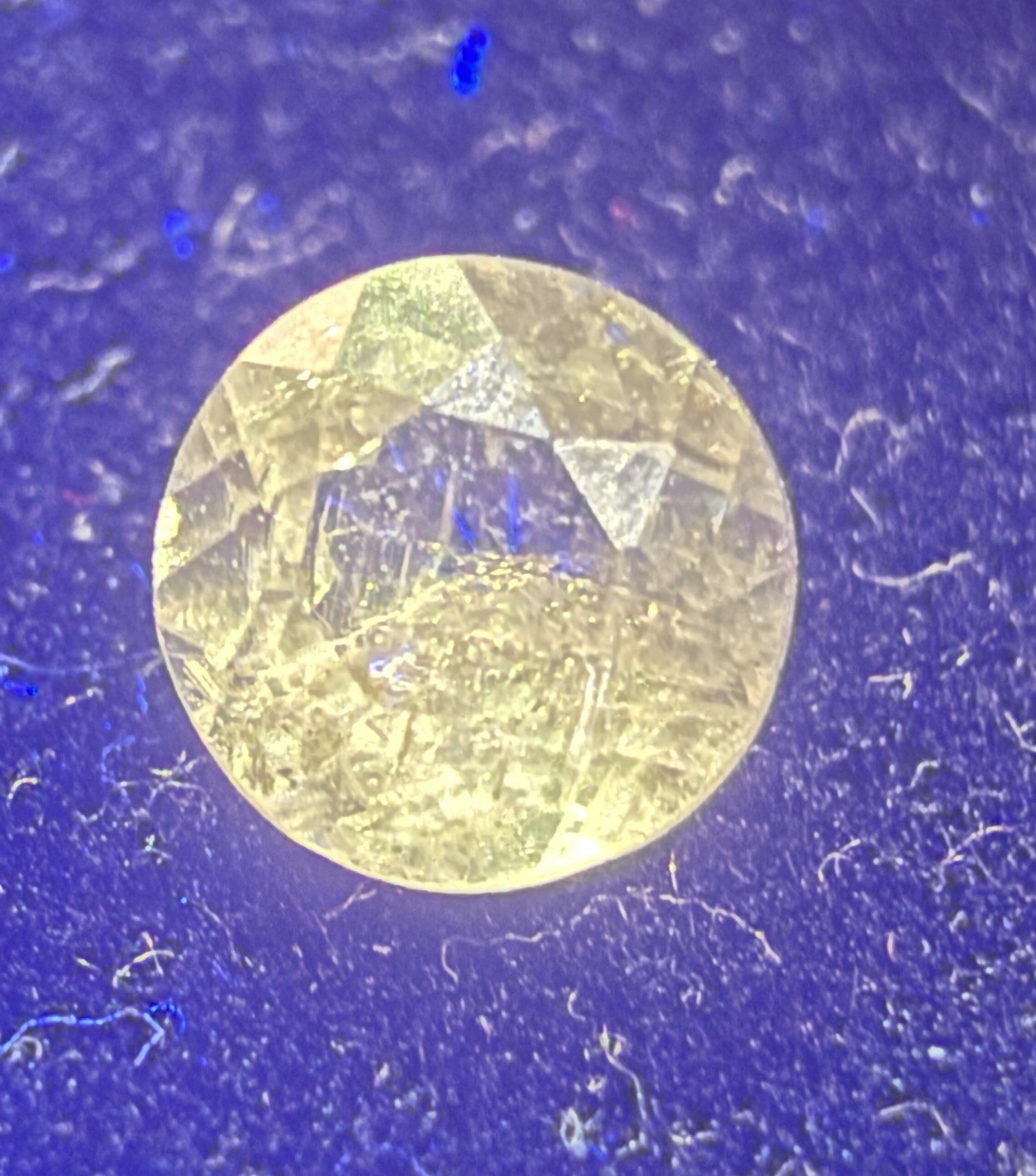 Color Change Diaspore Turkey Round 0.40ct 4.5×4.5x3mm Transparent