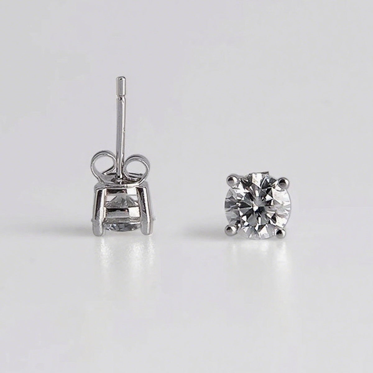 1ct-2ct D Color VVS1 Moissanite Stud Earrings Women Lady 925 Sterling Silver