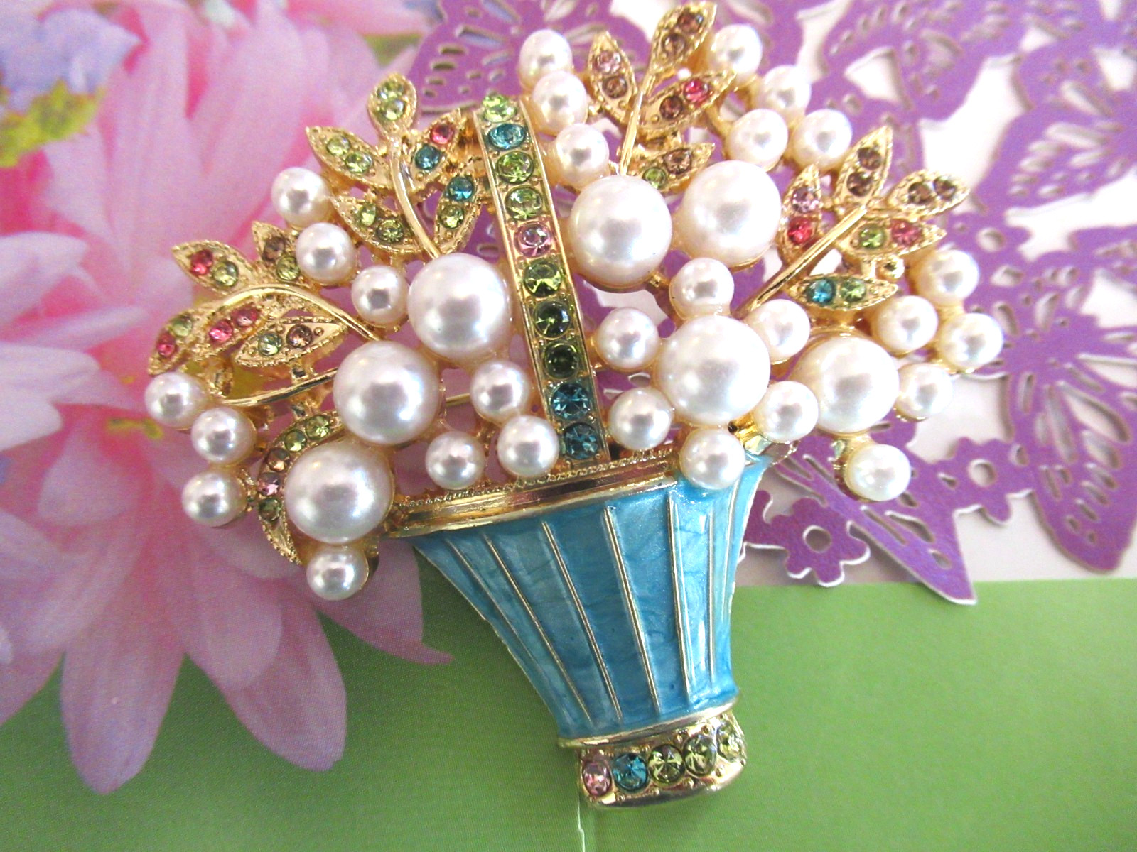 Easter Spring Flower Basket Brooch Sparkling Rhinestone Pin Mother’s Day Gift