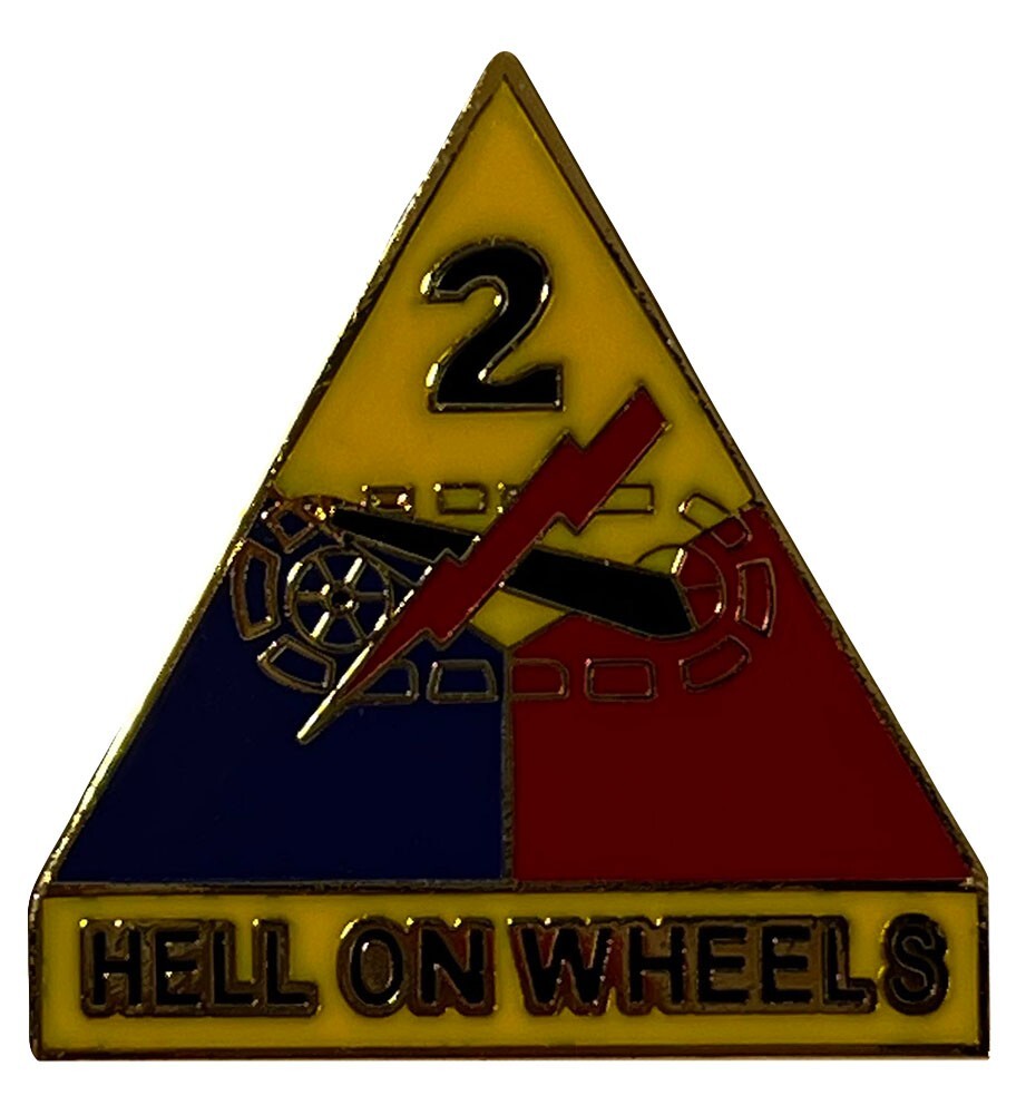 🌟US Army 1st Armored Division 2nd Brigade BCT Heavy Metal Hat Lapel Pin 3/4″