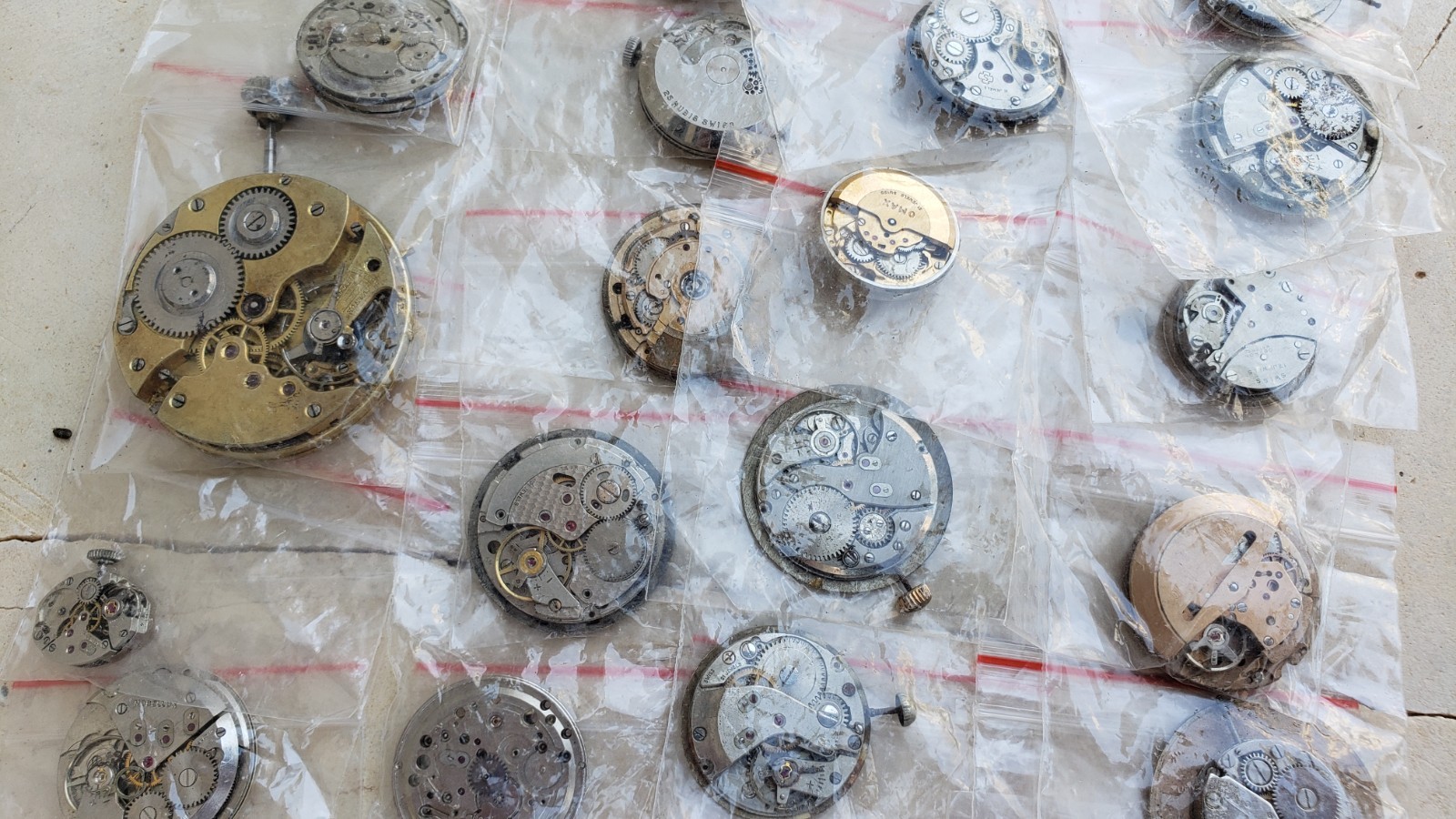Antique Vintage Automatic Manual Wind Mixed Watch Movements- Lot Of 72 Movement