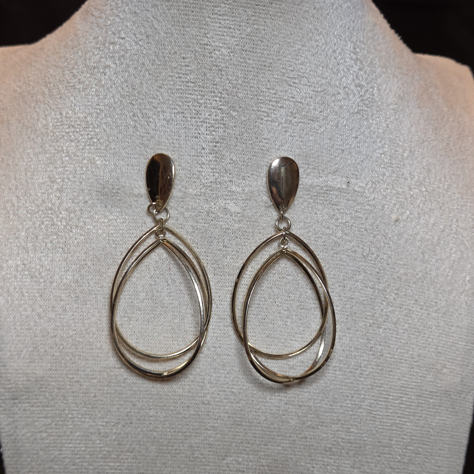 Gold Tone Open Teardrop Dangle Earrings Layered Wire Drop Statement Post Earring