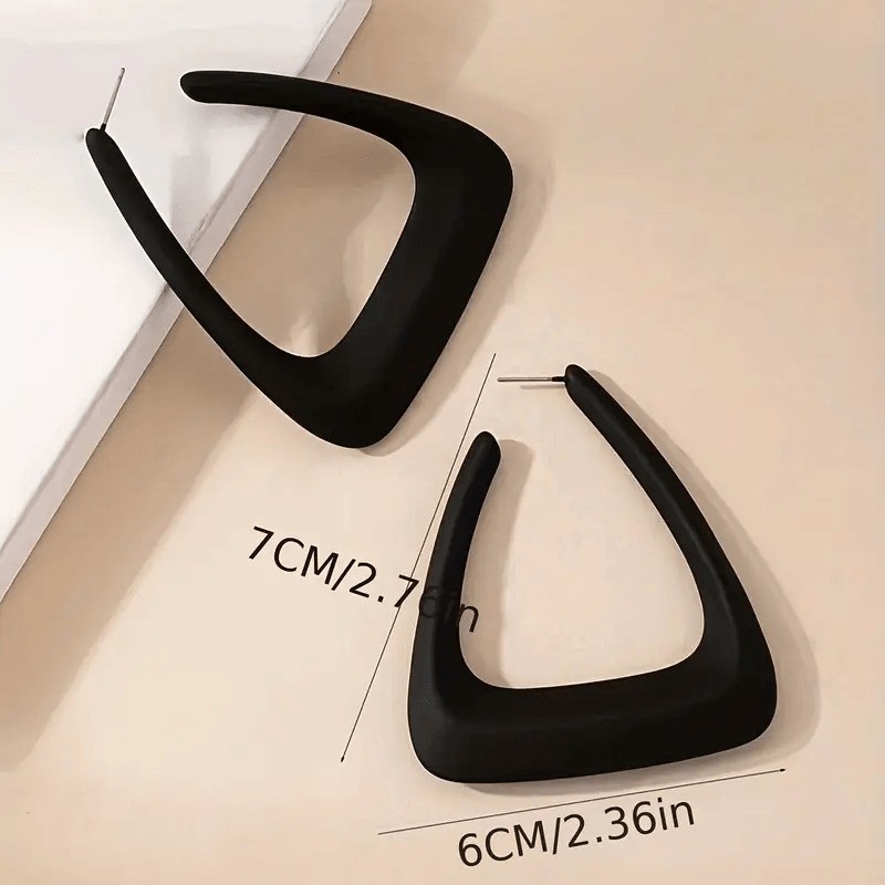 Women’s Black Geometric Irregular Ear Studs Fashion Alloy Pendant Earrings