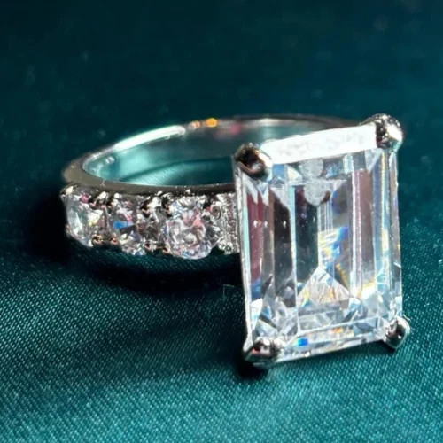 IGI 4.30Ct Emerald VS1 Lab Grown Diamond Solitaire Wedding Ring 14K White Gold