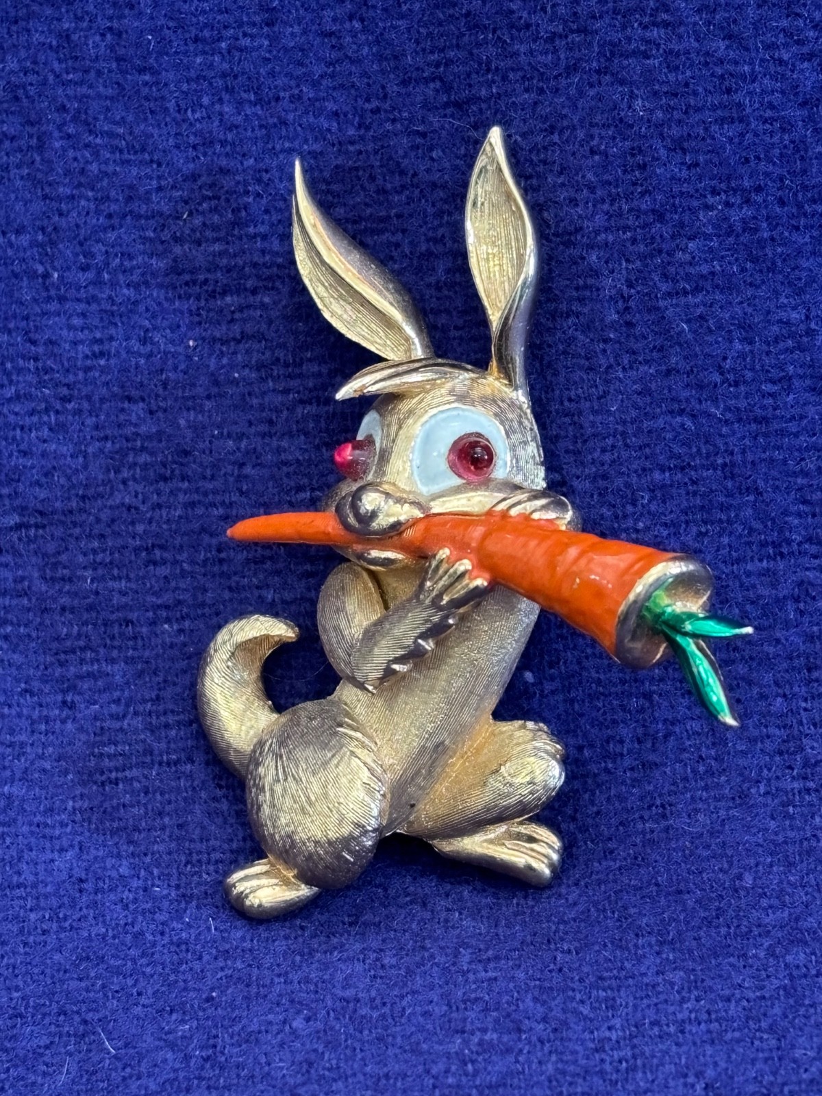 RARE SIGNED BOUCHER EASTER BUNNY RABBIT WITH ENAMEL GLASS EYES COSTUME JEWLERY