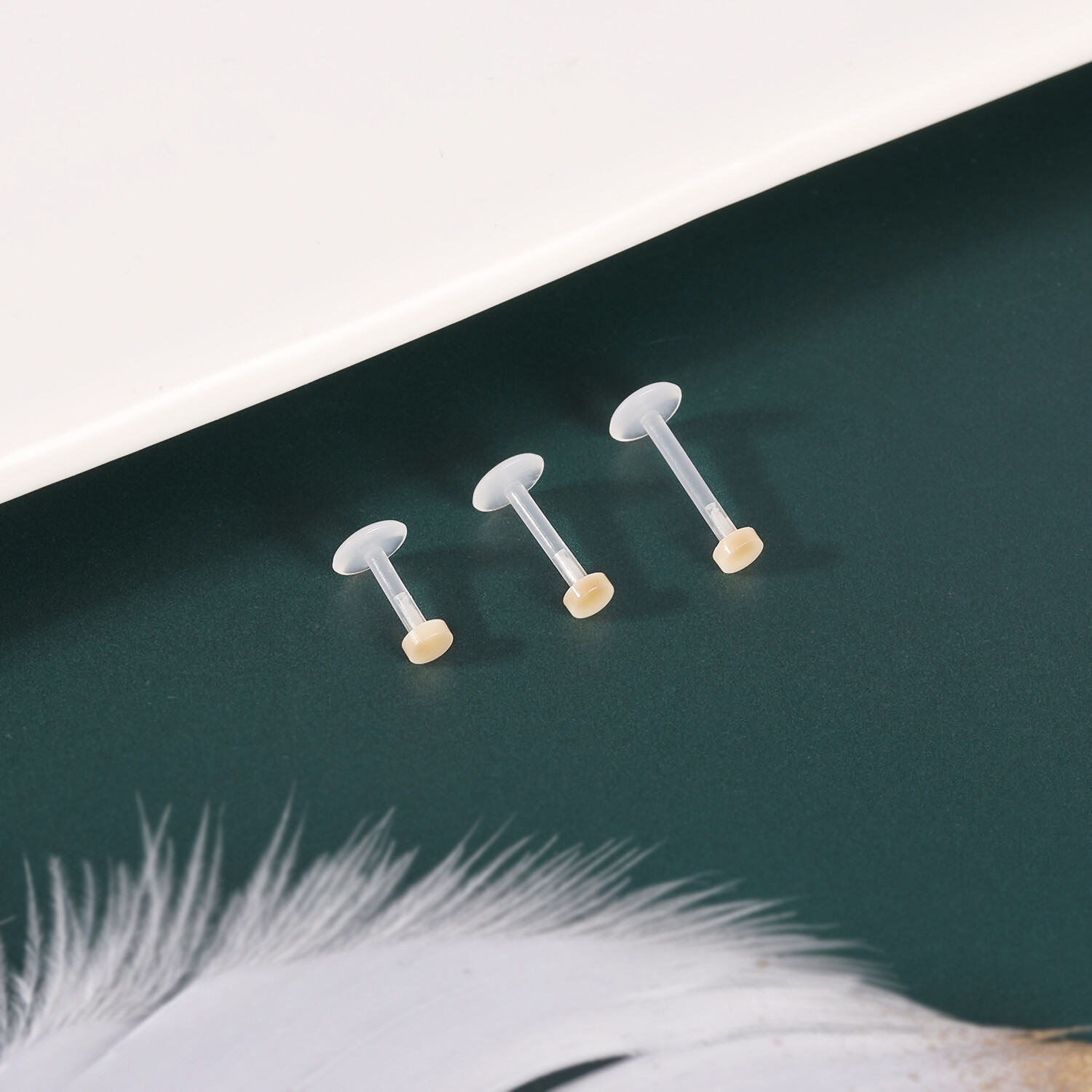 10 Pcs/Lot Clear Acrylic Labret Lip Studs Flesh Ear Helix Conch Tragus Piercing