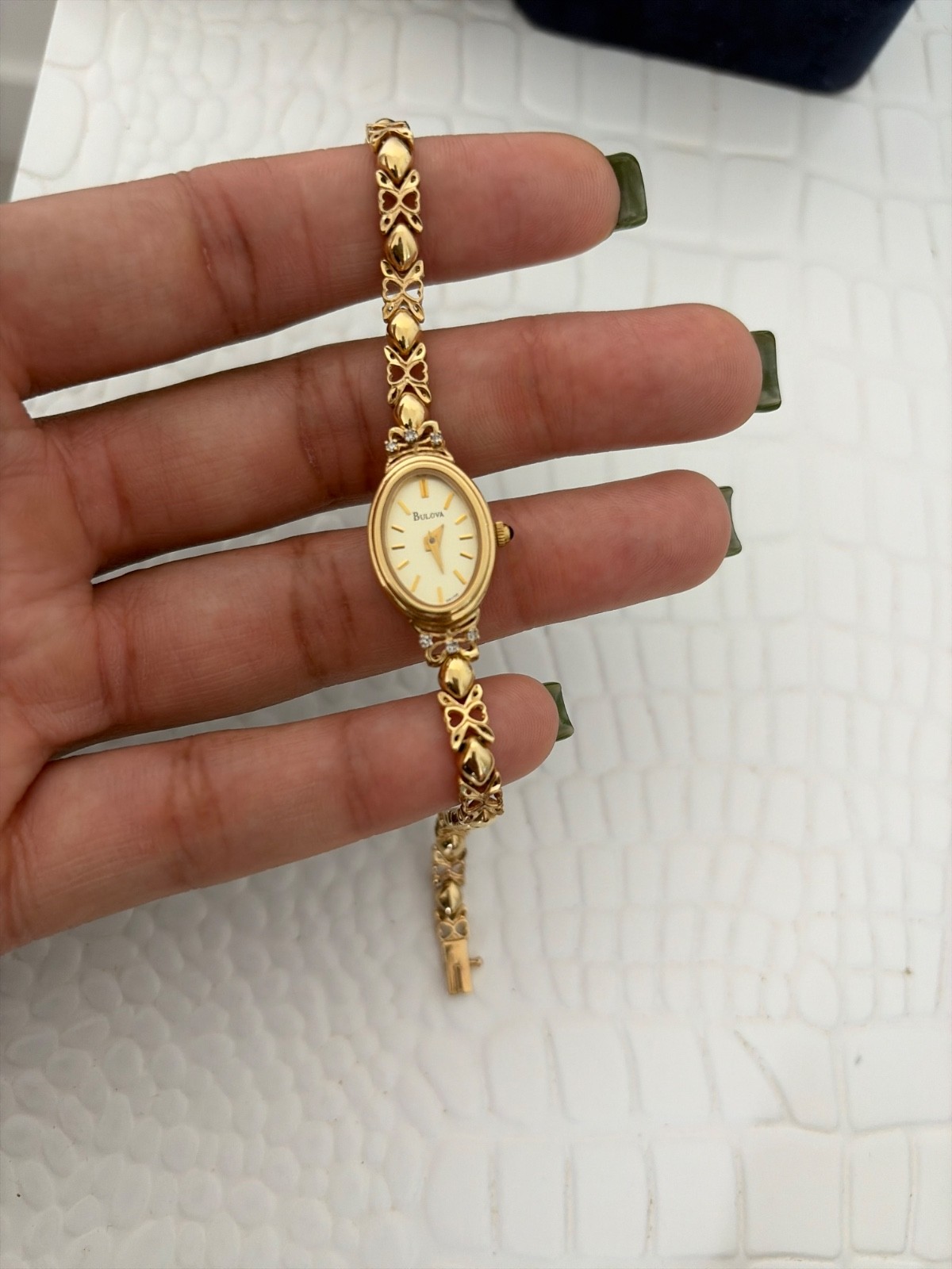 Vintage Bulova Ladies 14K Solid Gold Quartz Watch 2001 A1 14g 7 Diamond Dial Ori