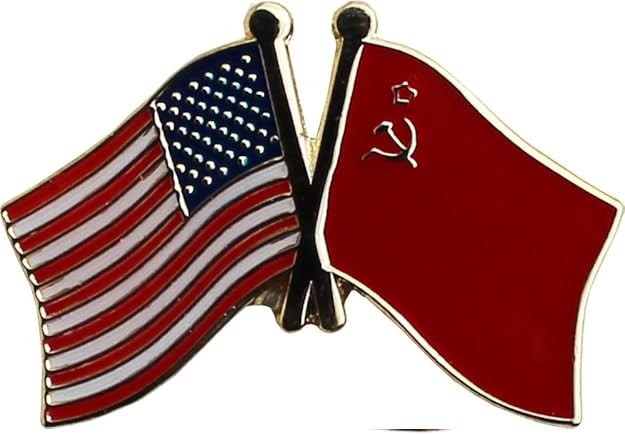 USA and USSR Soviet Union Flag Die-struck Metal Friendship Lapel Pin with CLASP