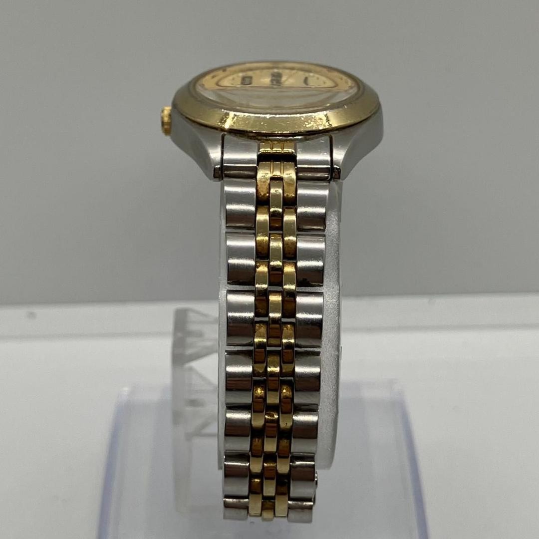 Excellent condition, fully functional CITIZEN quartz wristwatch, day-date, two-t